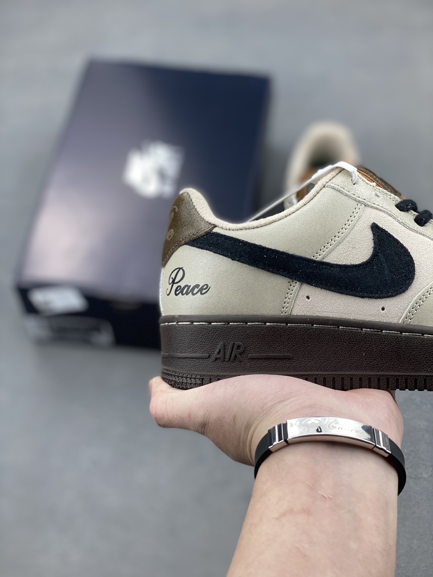 Nike Air Force 1 '07 Low-Top Casual Sneakers - Versatile Style and Comfort 6 i1740255711279 7891 0 4