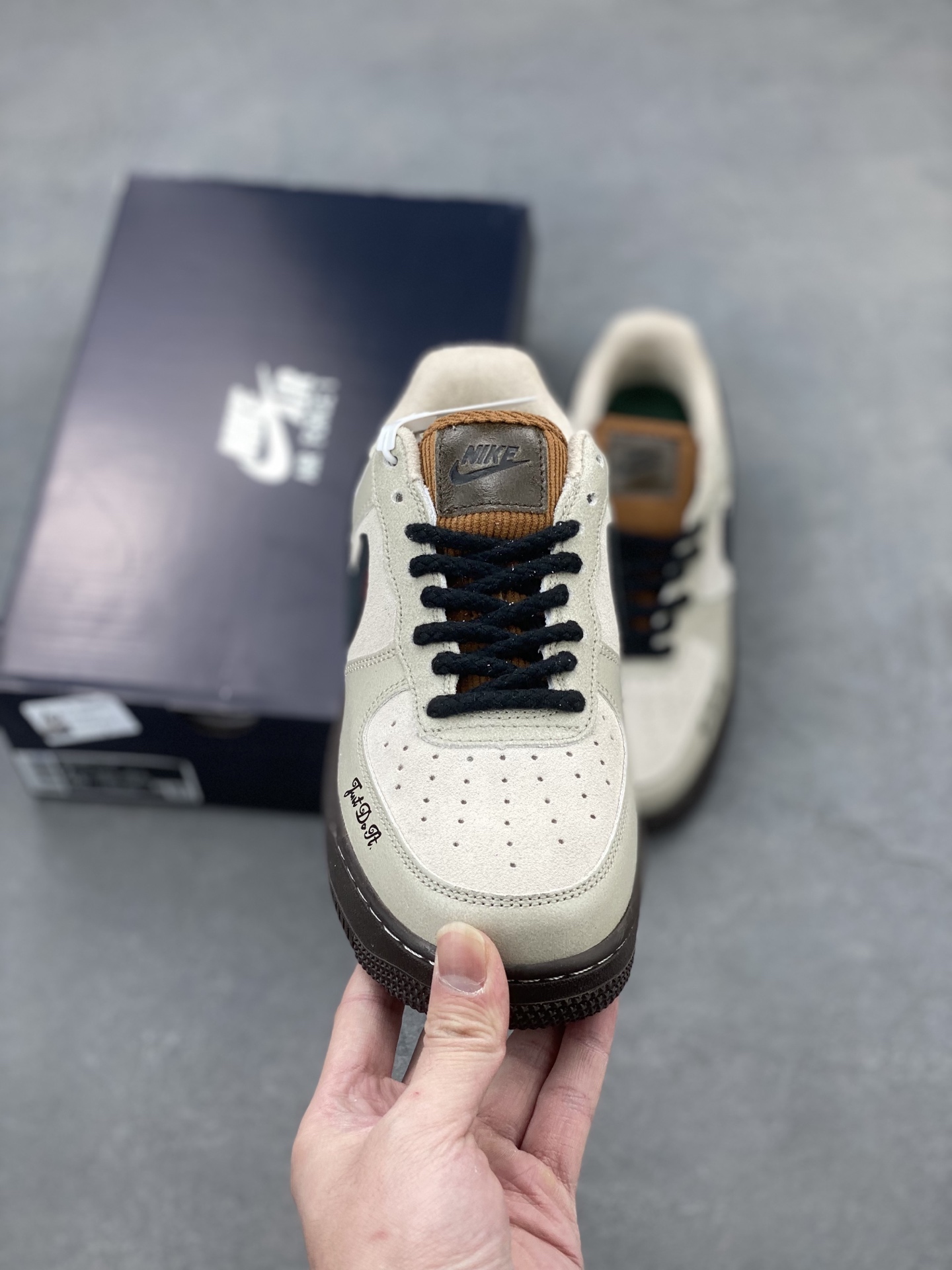Nike Air Force 1 '07 Low-Top Casual Sneakers - Versatile Style and Comfort 3 i1740255716861 753 0 1