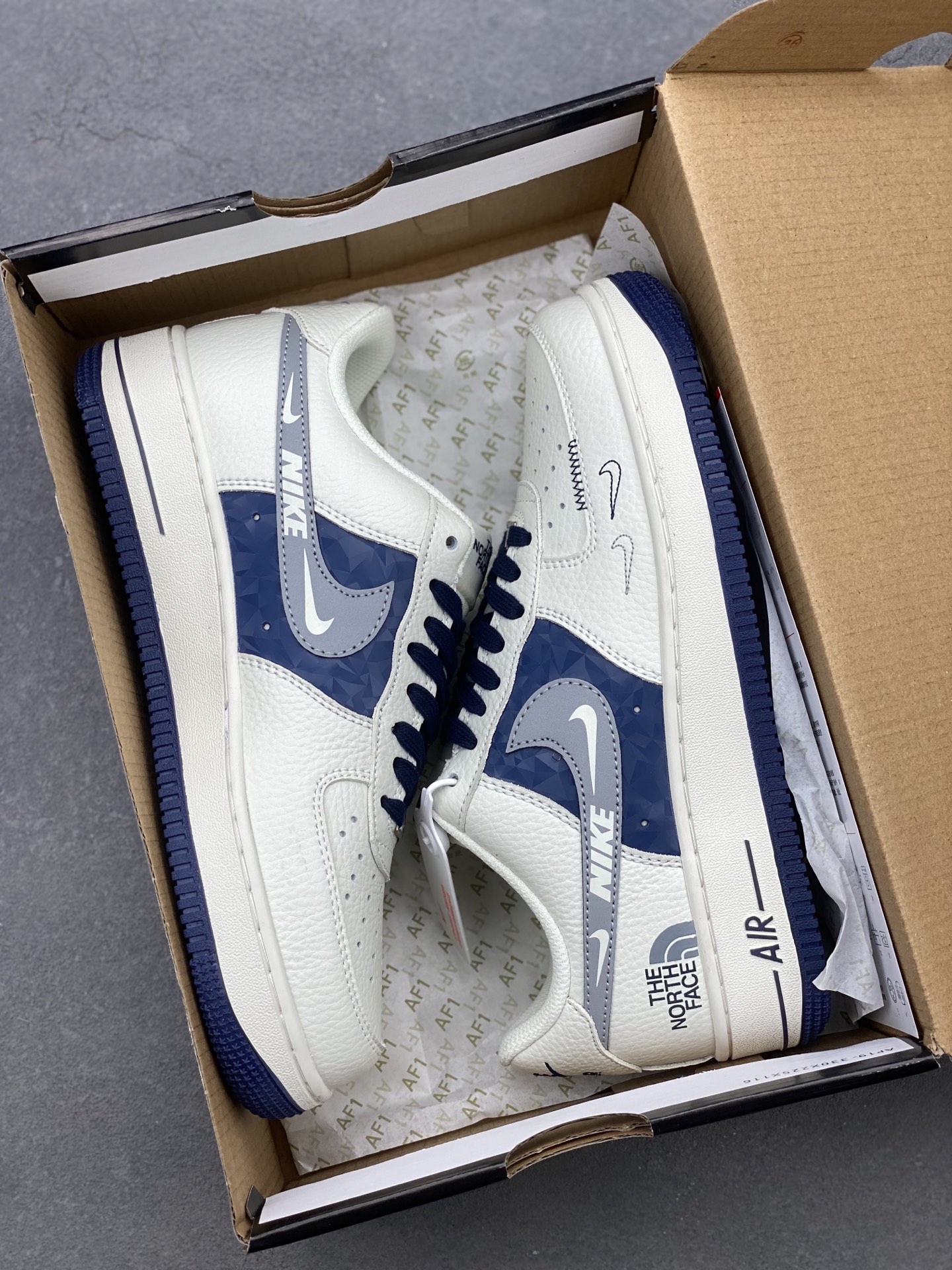 Nike Air Force 1 Low '07 x The North Face White Blue Sneakers 10 i1740328329749 9502 0 8