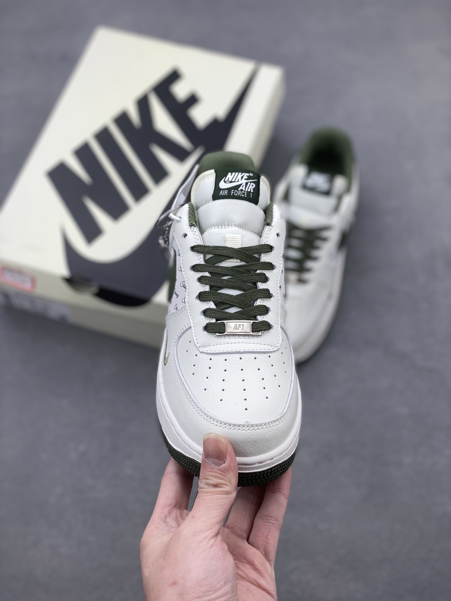 Nike Air Force 1 '07 Low Stussy Collab - Cream/Olive Sneakers 3 i1740328567492 7454 0 1