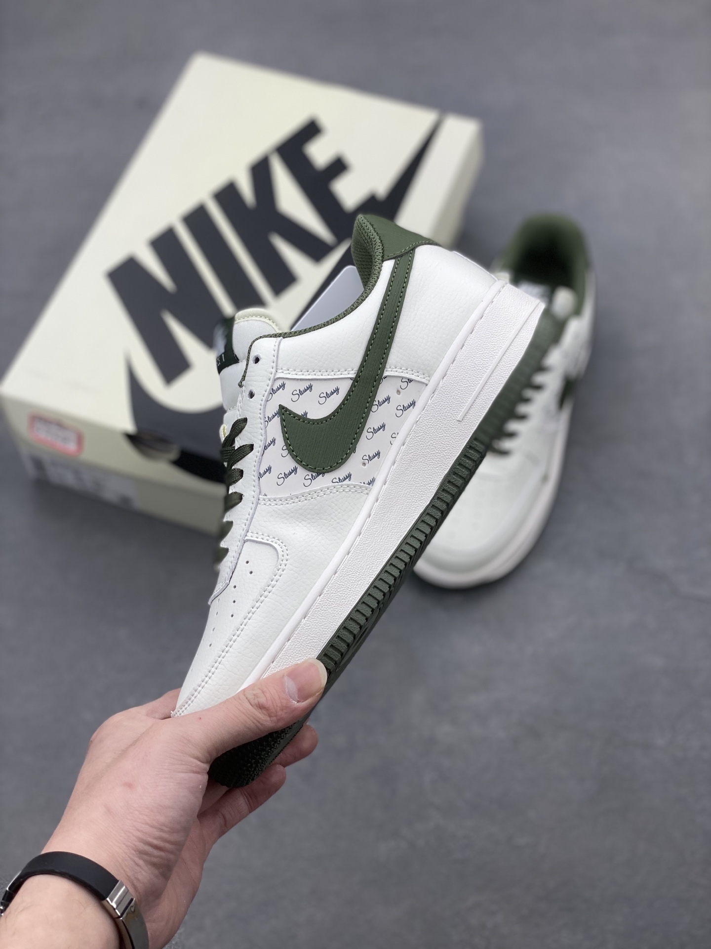 Nike Air Force 1 '07 Low Stussy Collab - Cream/Olive Sneakers 4 i1740328573529 7499 0 2