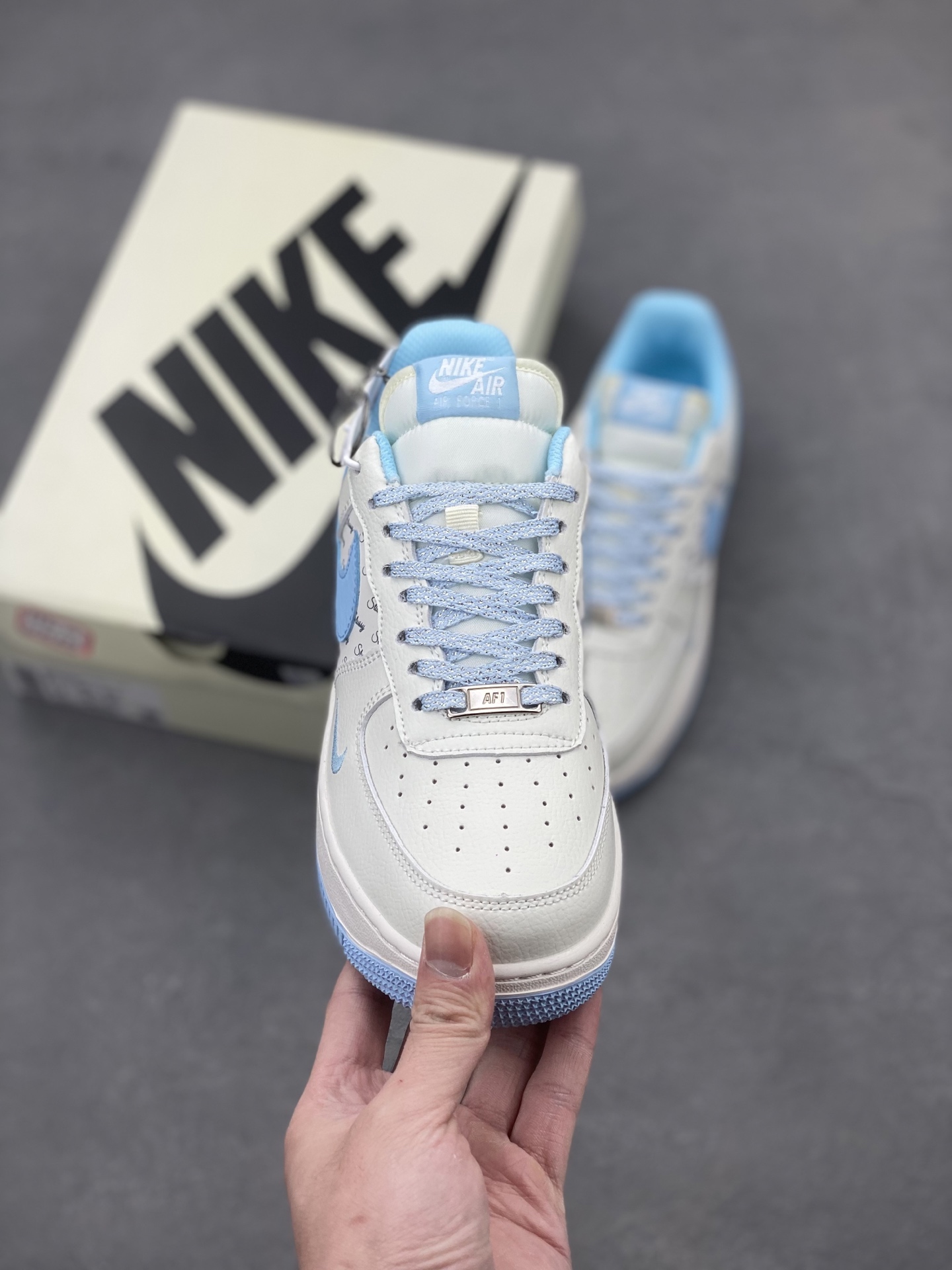 Nike Air Force 1 '07 Low Stussy Collab Sneakers - Limited Edition Ivory/Blue 3 i1740328716986 6063 0 1