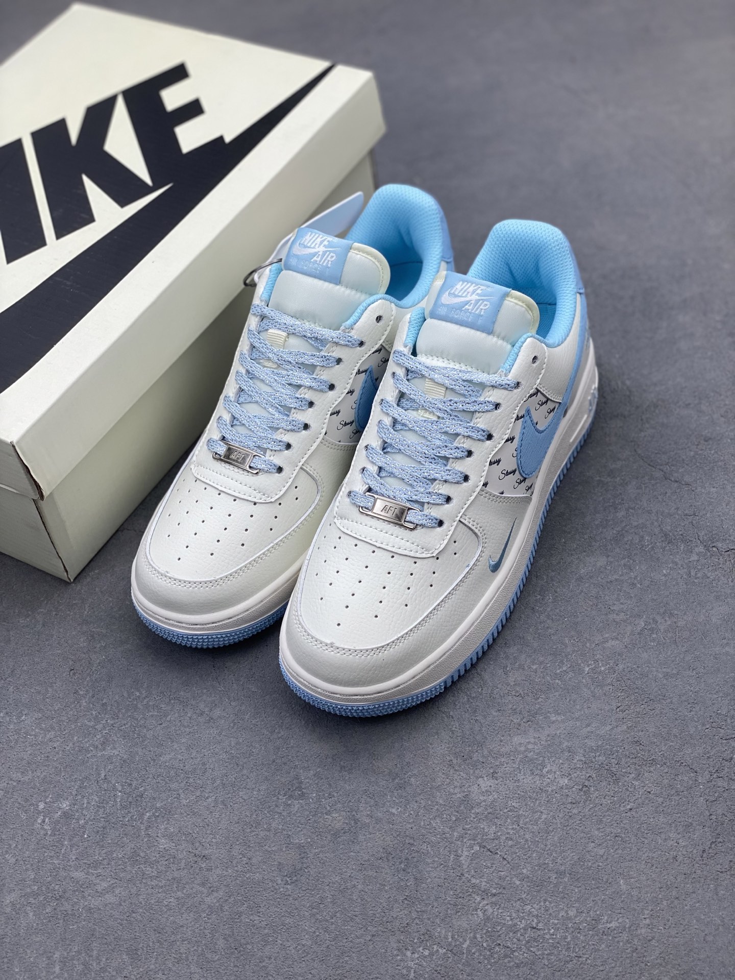 Nike Air Force 1 '07 Low Stussy Collab Sneakers - Limited Edition Ivory/Blue 9 i1740328719365 1674 0 7