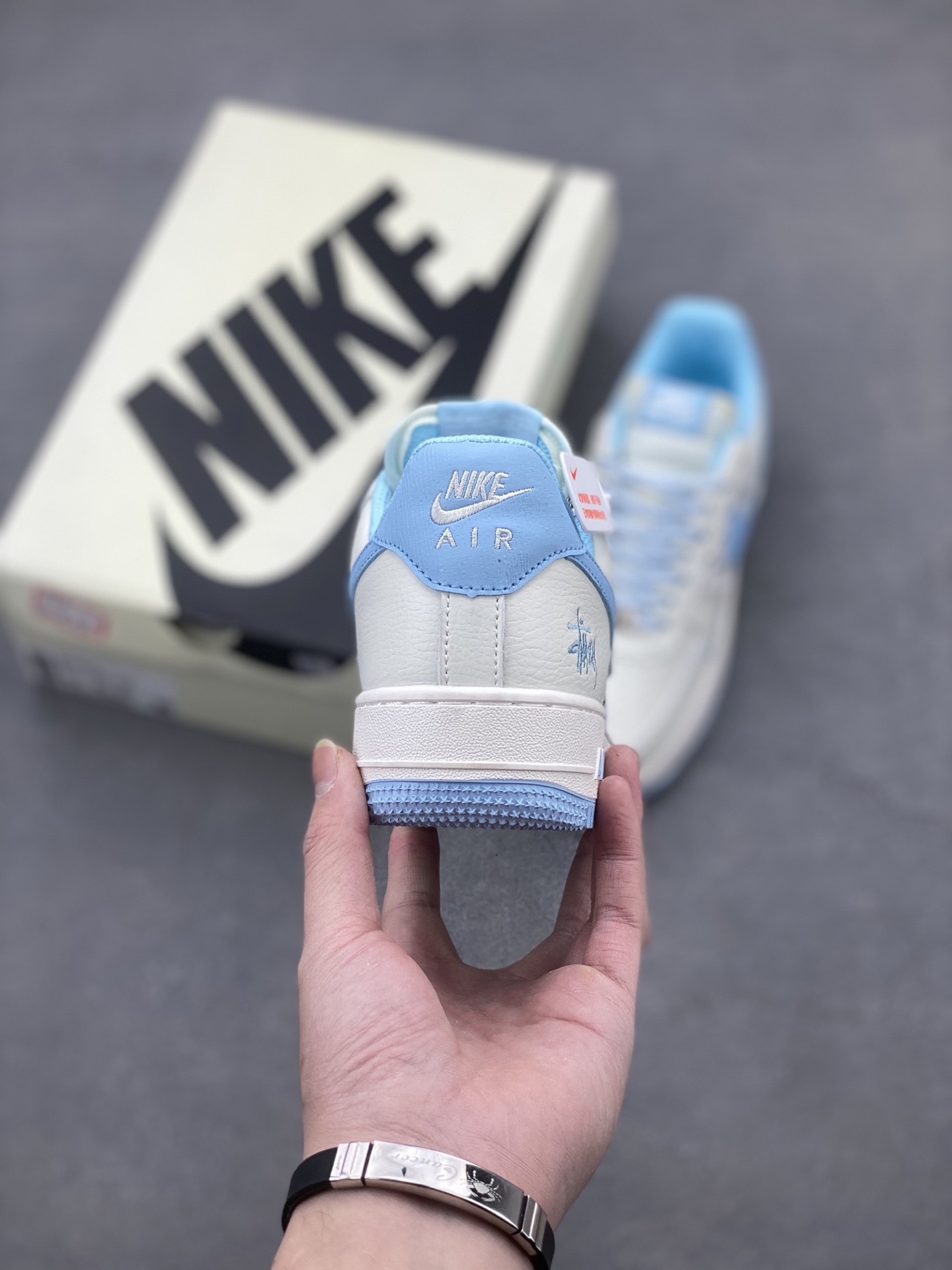 Nike Air Force 1 '07 Low Stussy Collab Sneakers - Limited Edition Ivory/Blue 5 i1740328720315 6389 0 3