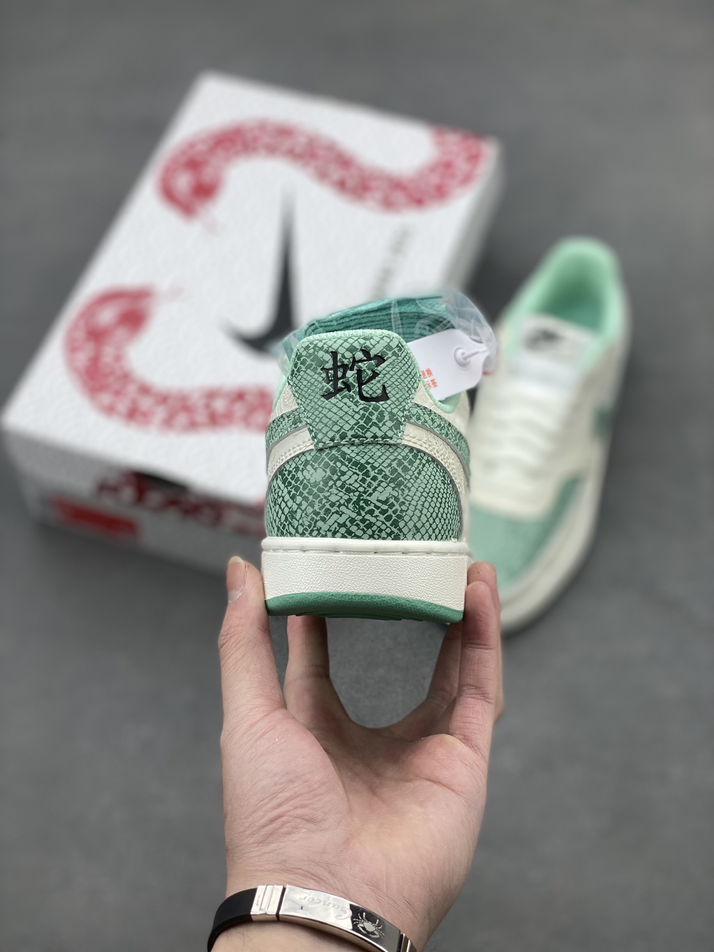 Nike Court Vision Low White Green Casual Sneakers CD5463-100 5 i1740328823959 4176 0 3
