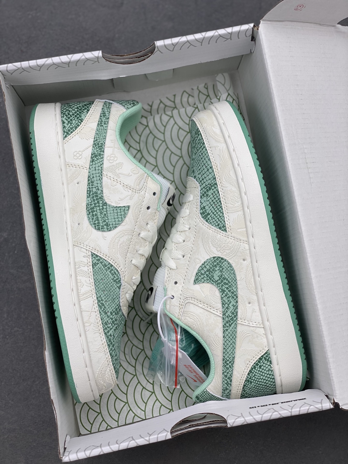 Nike Court Vision Low White Green Casual Sneakers CD5463-100 10 i1740328832794 2065 0 8