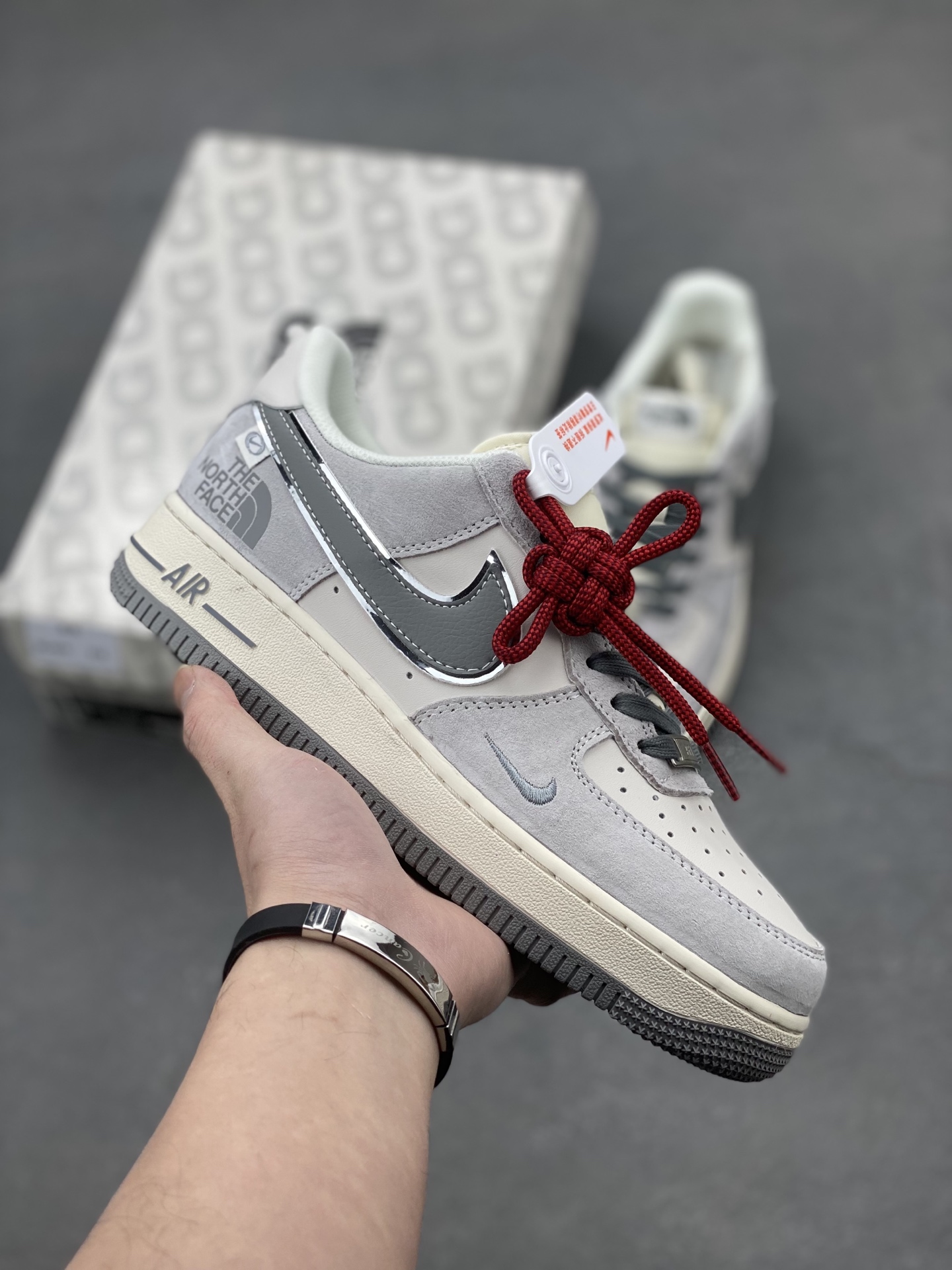 Nike Air Force 1 '07 Low Sneakers - Limited Edition with Custom Details 2 i1740329102835 4354 0 0