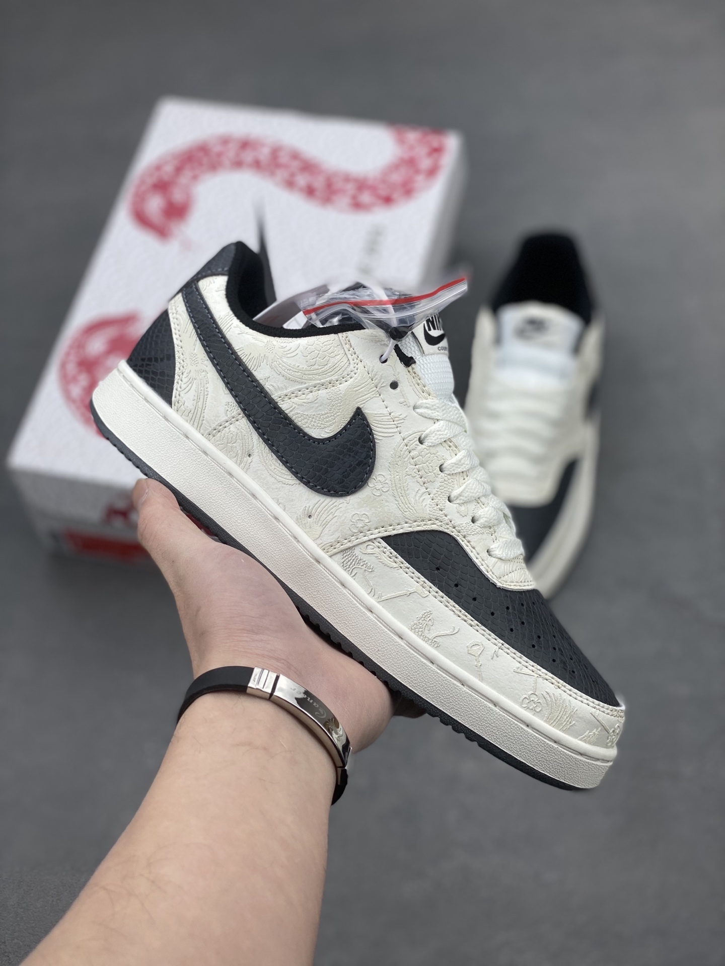 Nike Court Vision Low: Versatile, Breathable, and Durable Sneakers for Everyday Wear 2 i1740414409296 1075 0 0