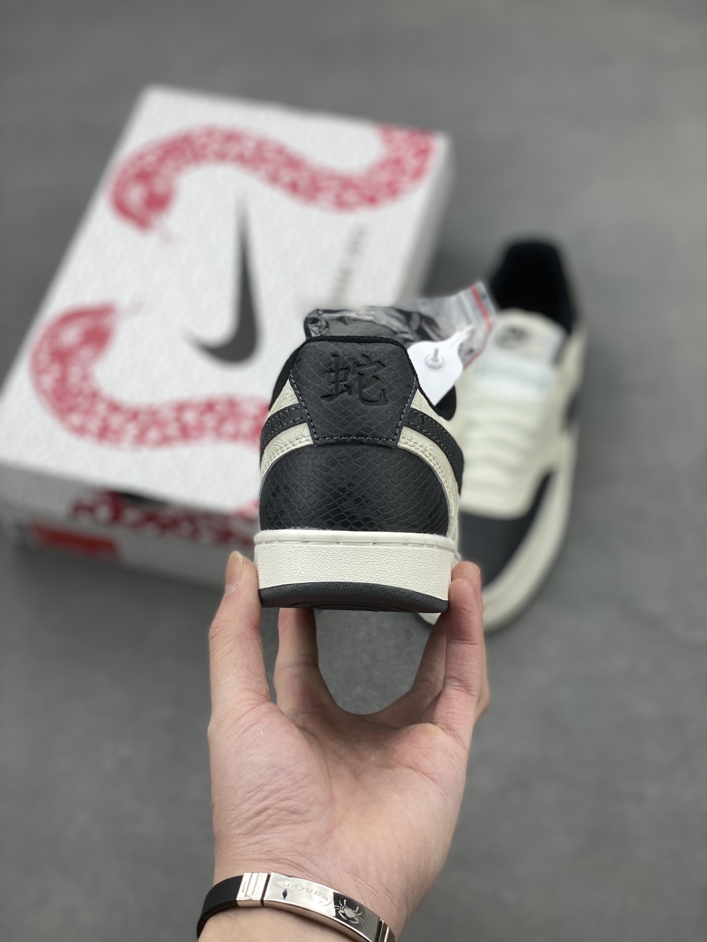 Nike Court Vision Low: Versatile, Breathable, and Durable Sneakers for Everyday Wear 5 i1740414422719 6438 0 3