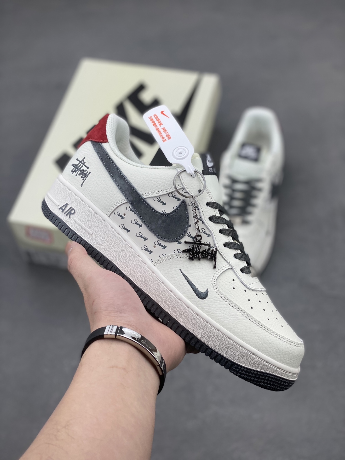Nike Air Force 1 '07 Low Stussy Collab Sneakers - Limited Edition 2 i1740500025294 8531 0 0