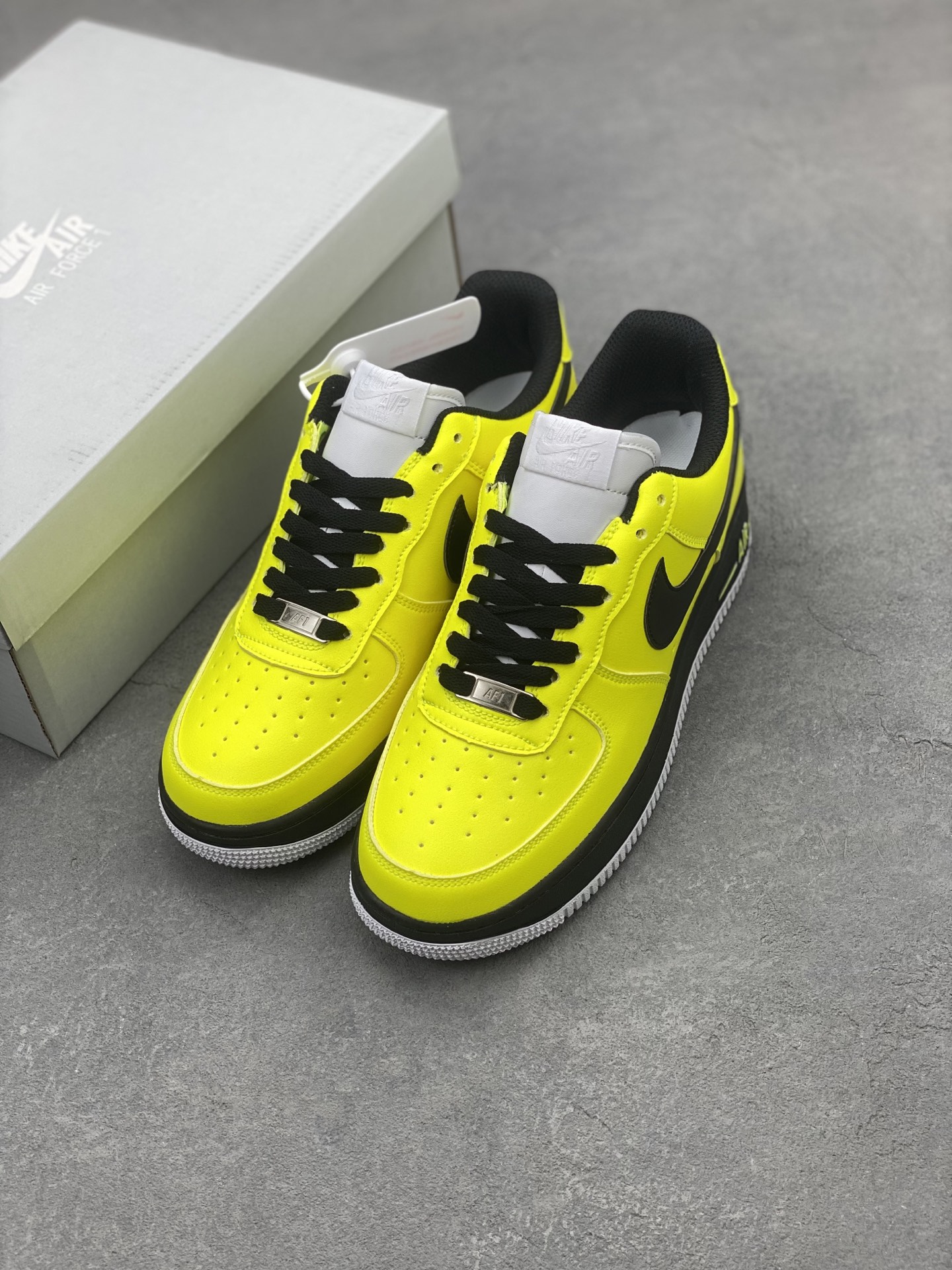 Nike Air Force 1 '07 Yellow Strike/Black Men's Sneakers CW2288-111 9 i1740500066937 3508 0 7