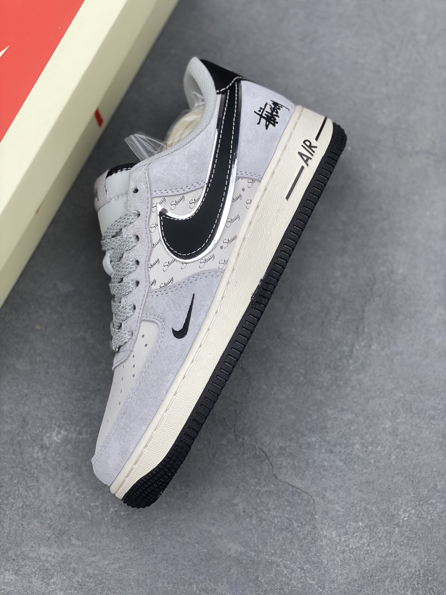 Nike Air Force 1 '07 Low Stussy Collab Sneakers - Limited Edition 8 i1740500139304 8092 0 6