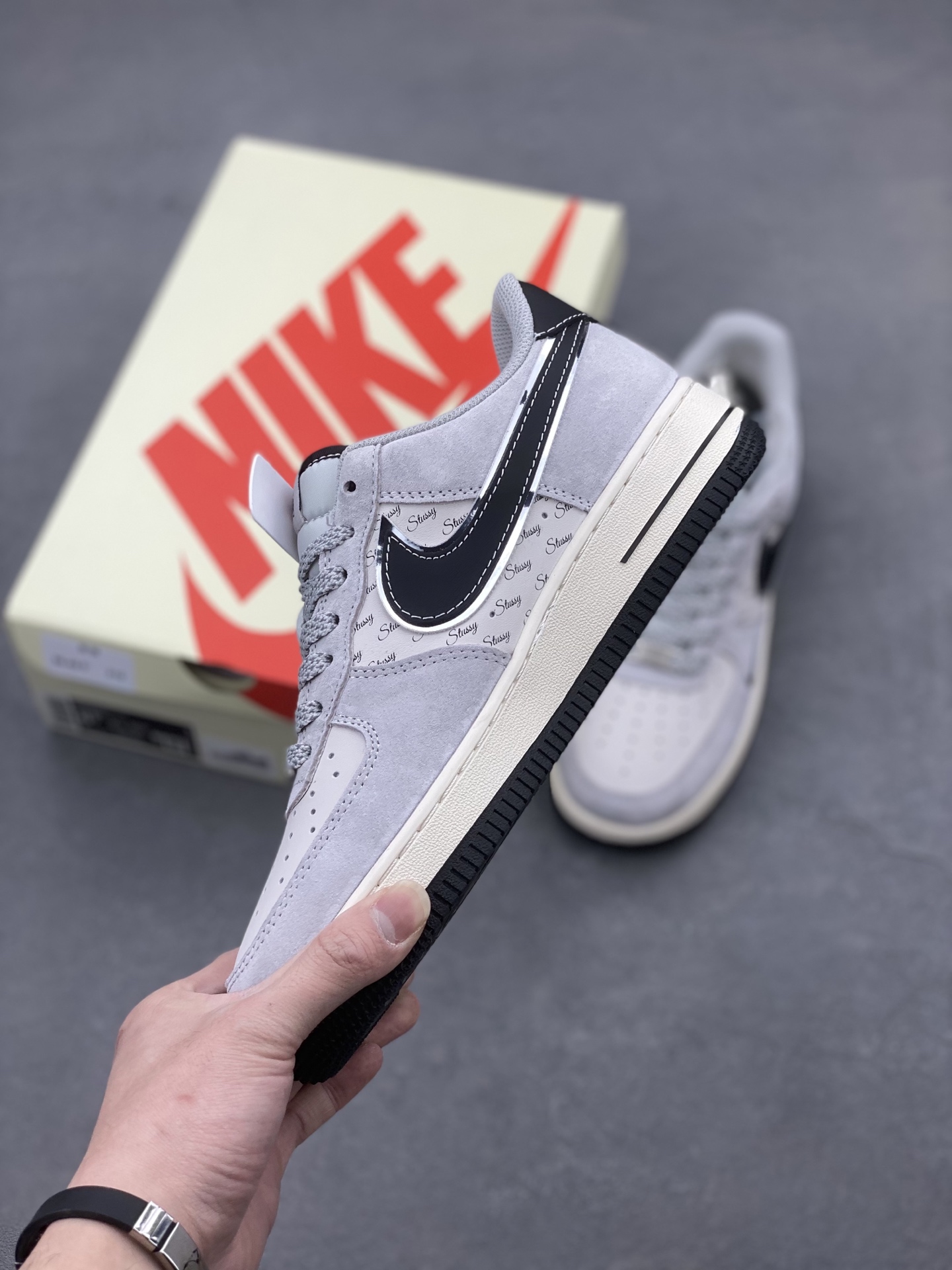 Nike Air Force 1 '07 Low Stussy Collab Sneakers - Limited Edition 4 i1740500139862 1217 0 2