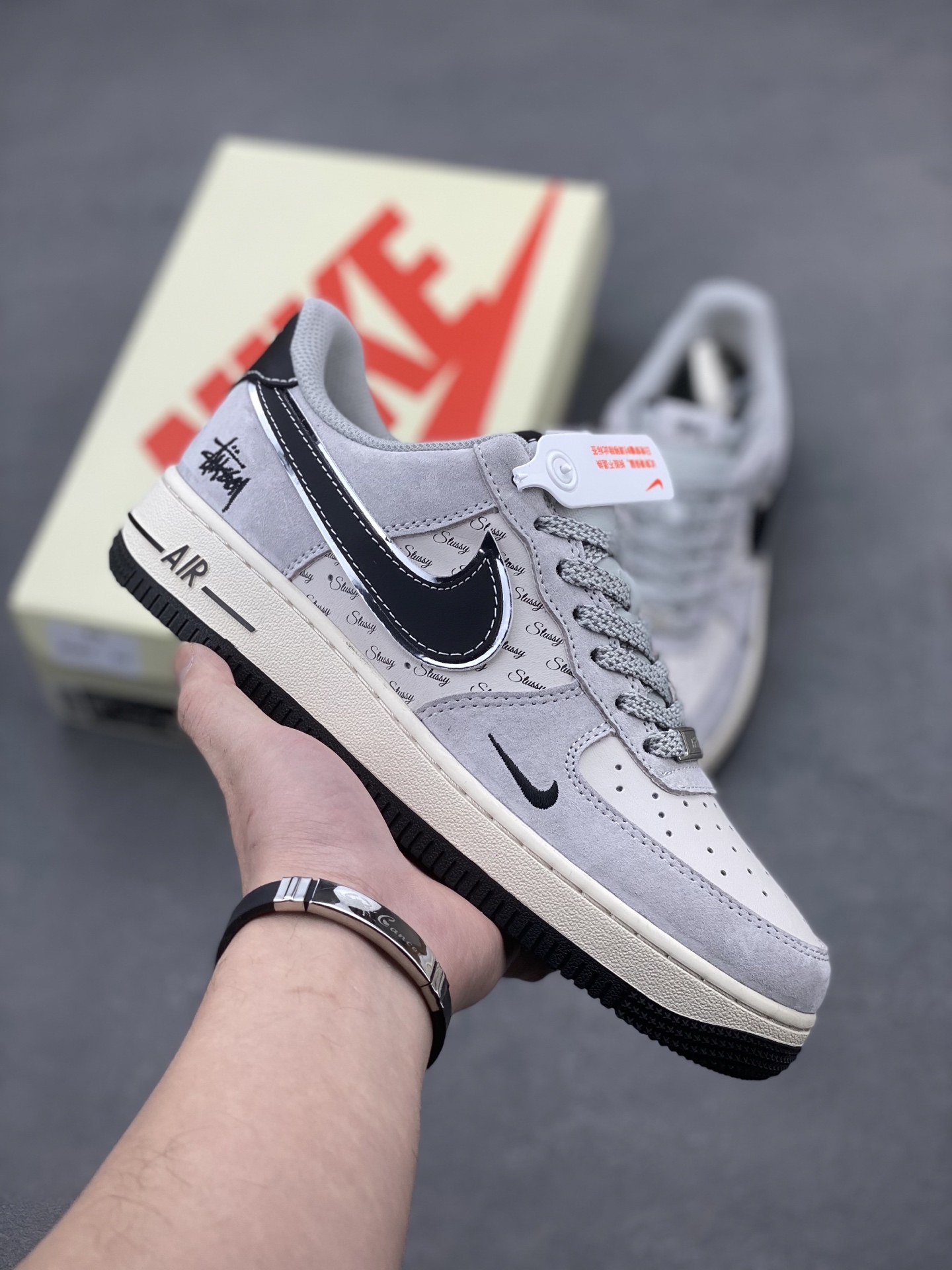 Nike Air Force 1 '07 Low Stussy Collab Sneakers - Limited Edition 2 i1740500142256 4021 0 0