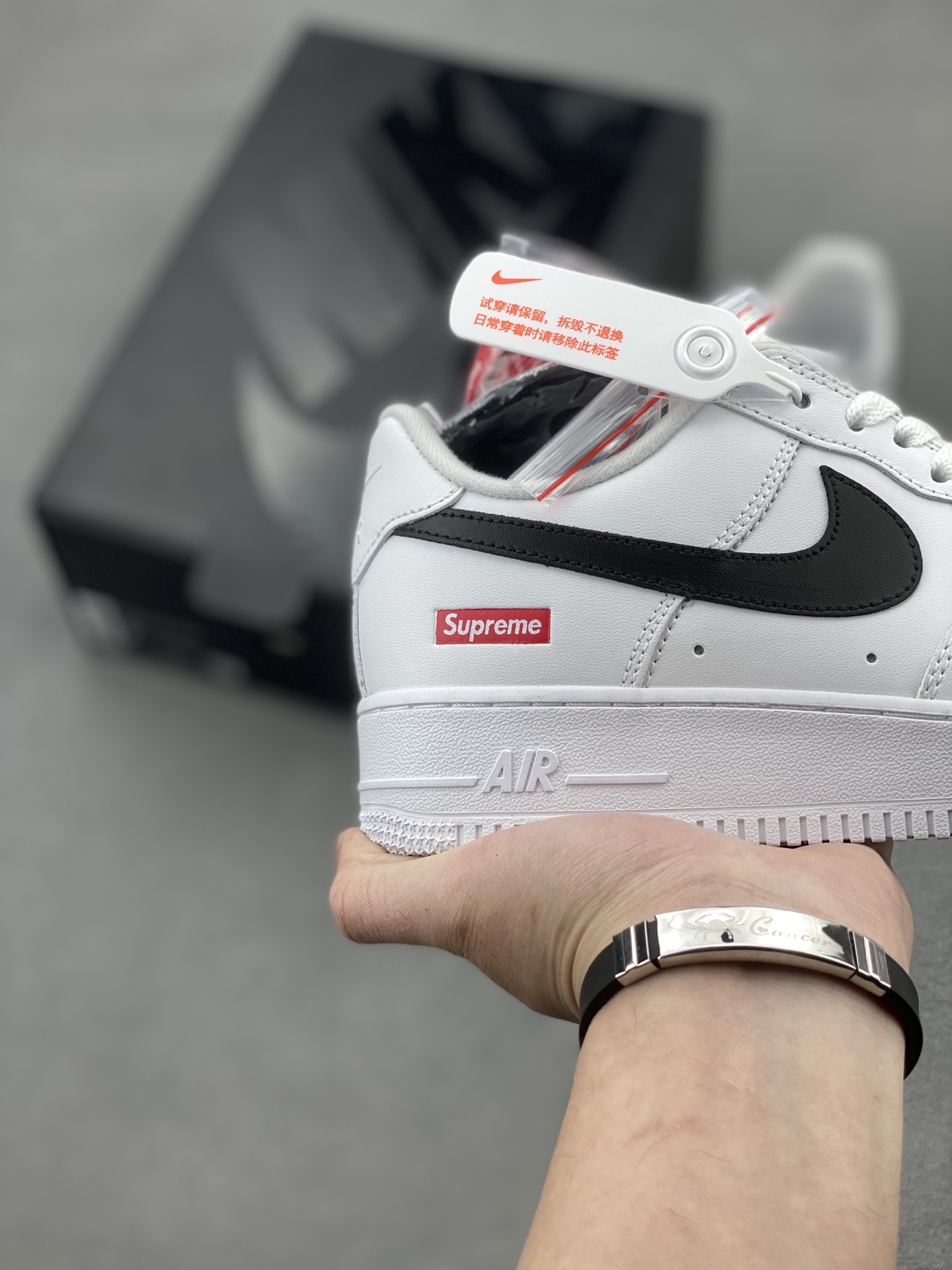 Nike Air Force 1 '07 Low White/Black/Red Casual Sneakers CU9225-102 6 i1740500305545 2010 0 4