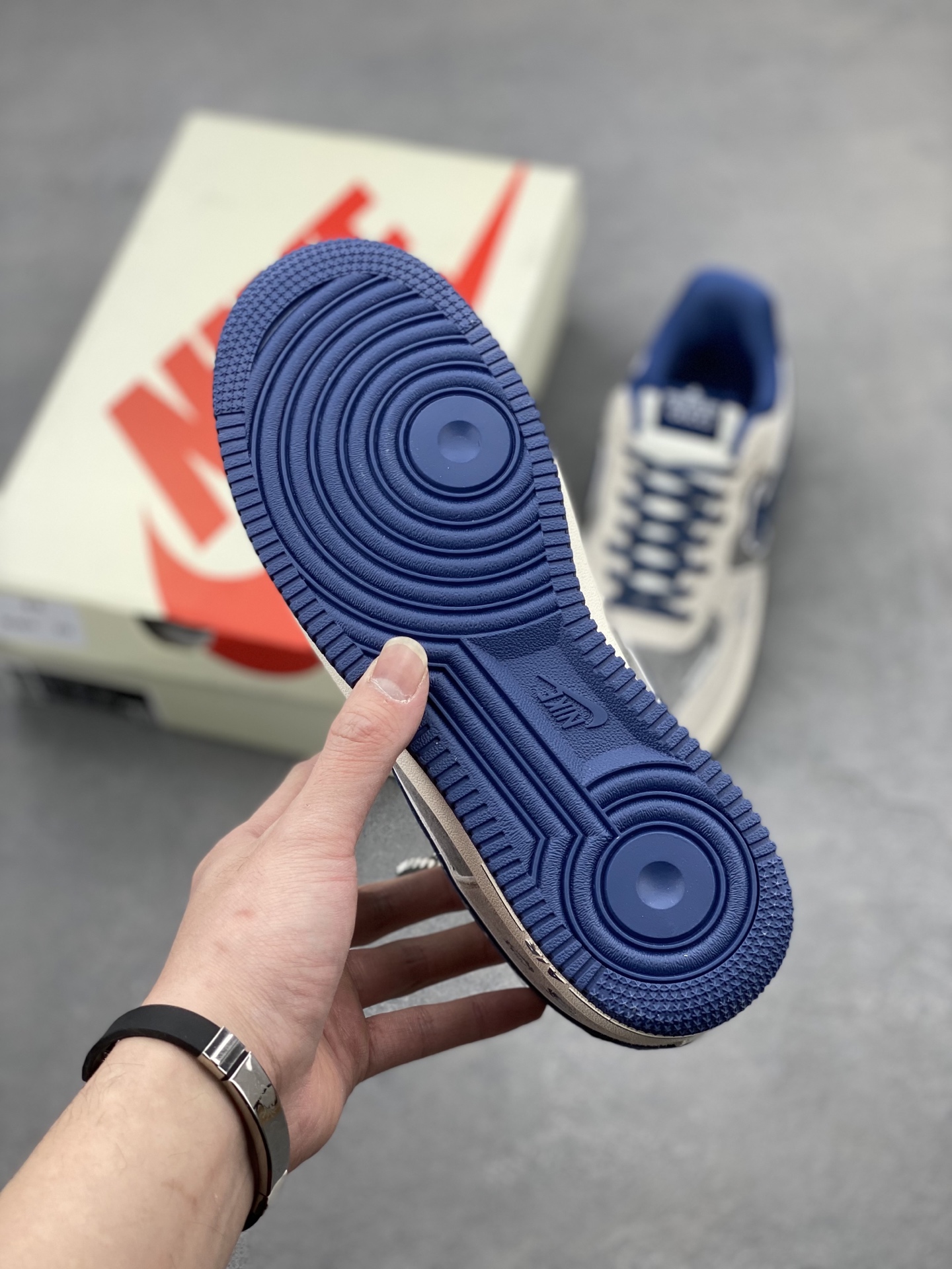 Nike Air Force 1 '07 Low Sneakers - Limited Edition, Premium Comfort 7 i1740597826259 474 0 5