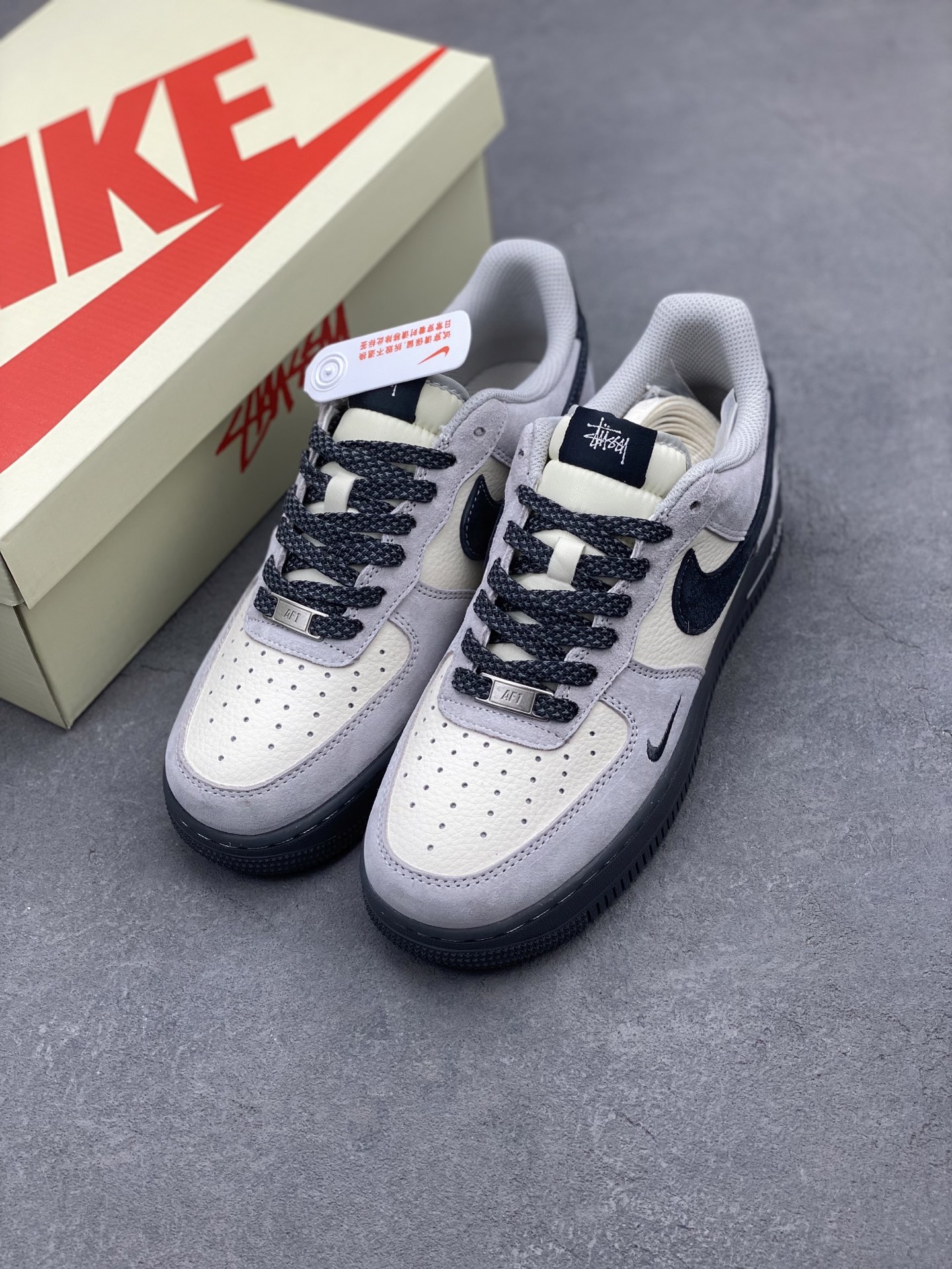 Nike Air Force 1 '07 Low Stussy Collab Sneakers - Limited Edition 9 i1740597869829 2049 0 7