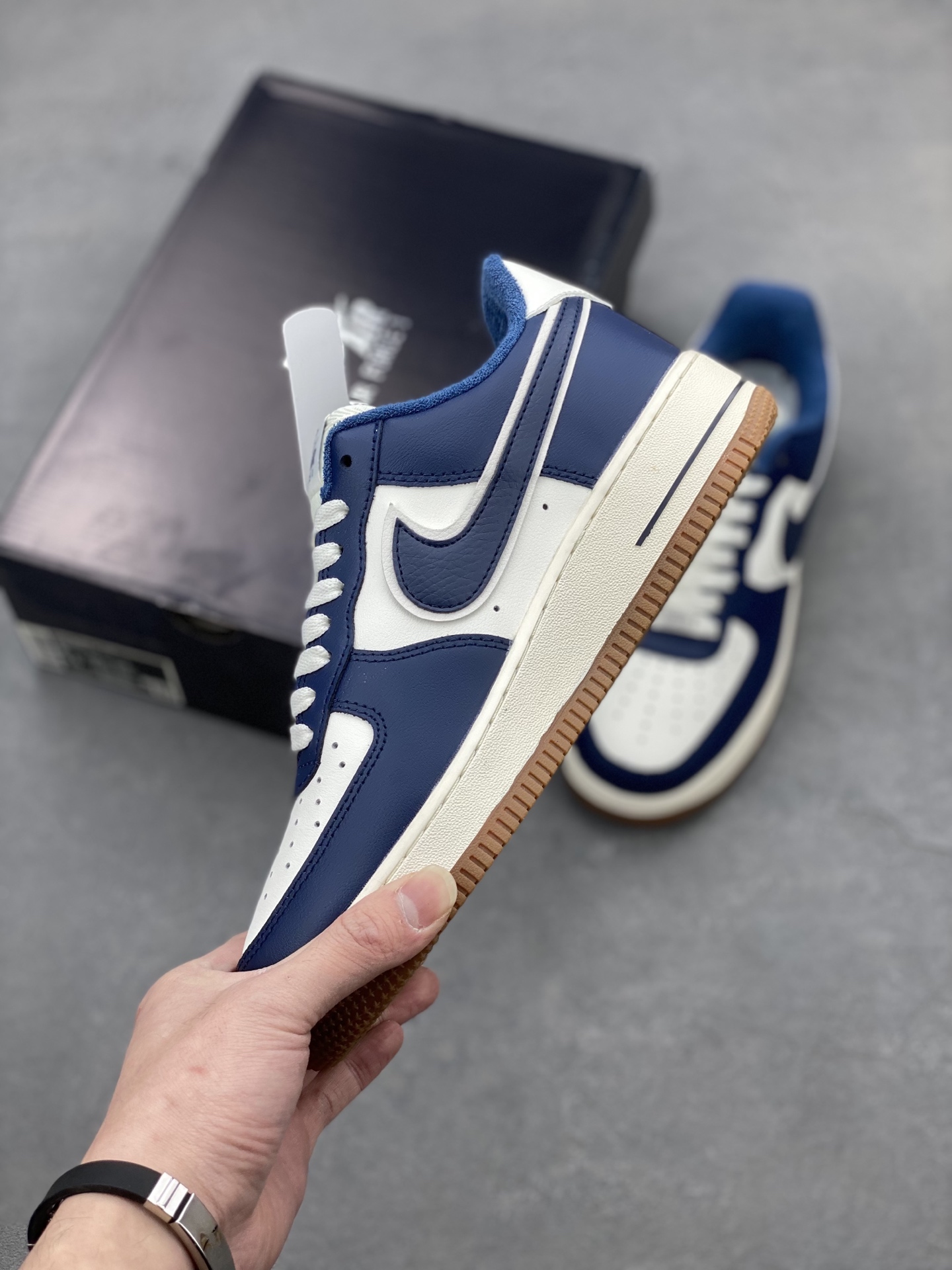 Nike Air Force 1 '07: Navy Blue and White Classic Sneakers - Size 36-45 4 i1740598183742 182 0 2