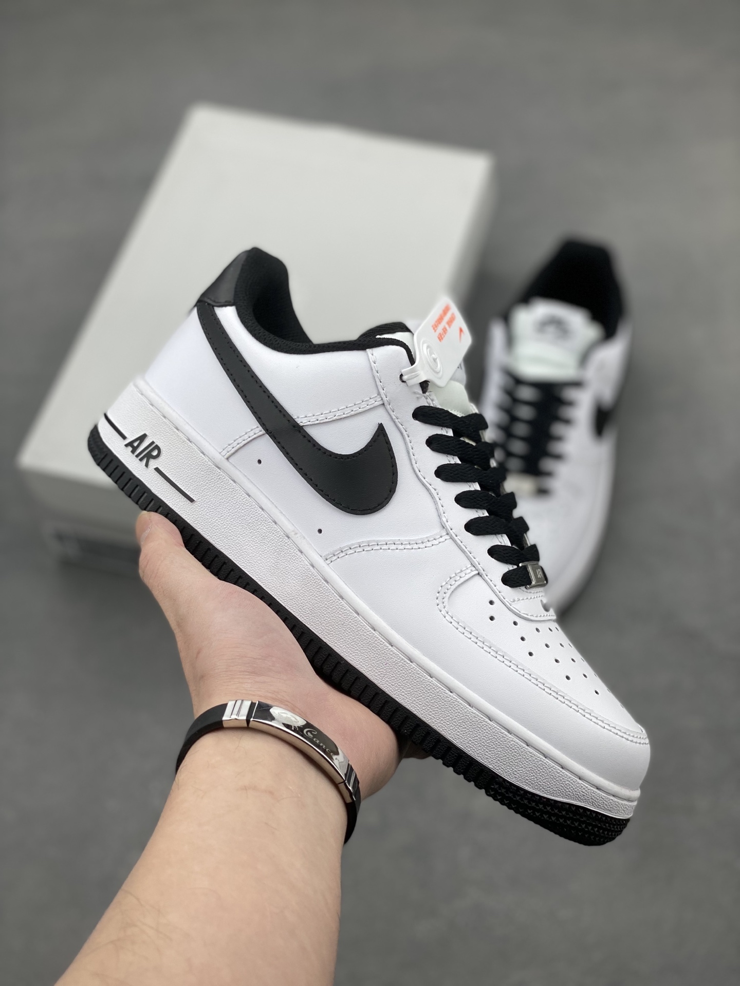 Nike Air Force 1 '07: Classic White & Black Sneakers for Men & Women 2 i1740598231047 6832 0 0