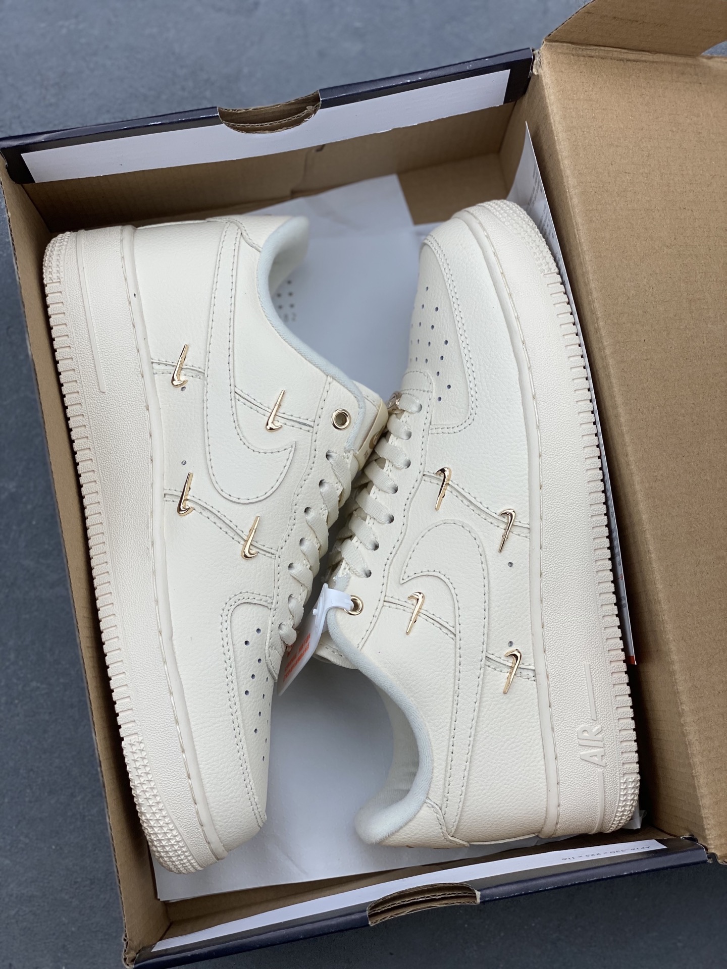 Nike Air Force 1 '07 Premium Edition Beige Gold Accents - Limited Sizes 10 i1740598271469 9546 0 8