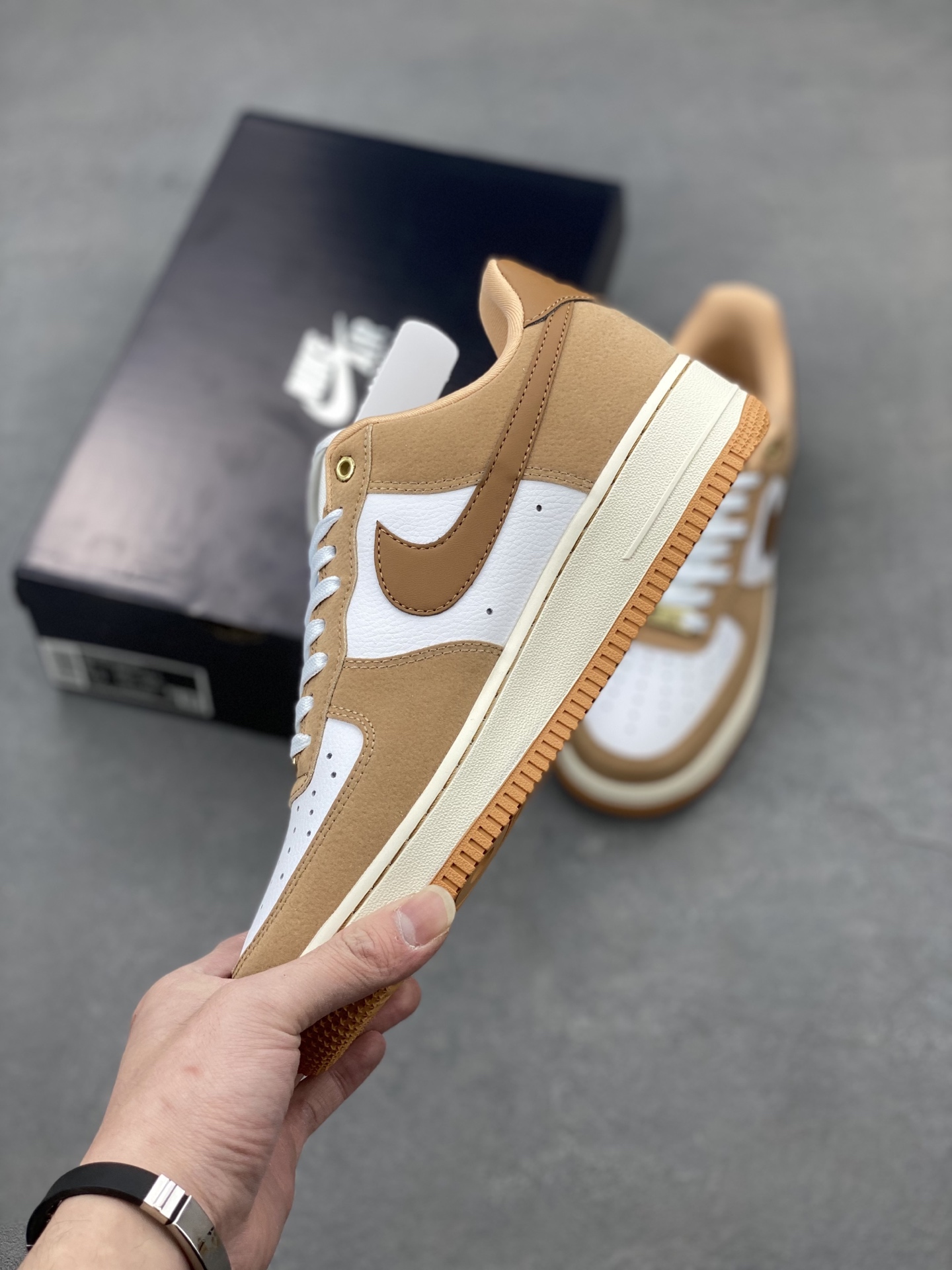 Nike Air Force 1 '07 Premium Edition - Timeless Style, Unmatched Comfort 4 i1740598332911 6991 0 2