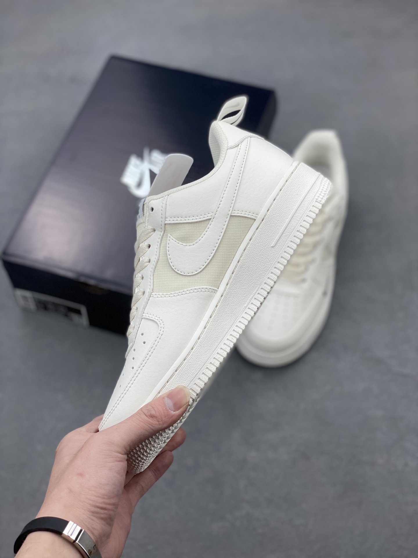 Nike Air Force 1 '07: Original Comfort, Iconic Style, and Durable Design 4 i1740598378619 5162 0 2