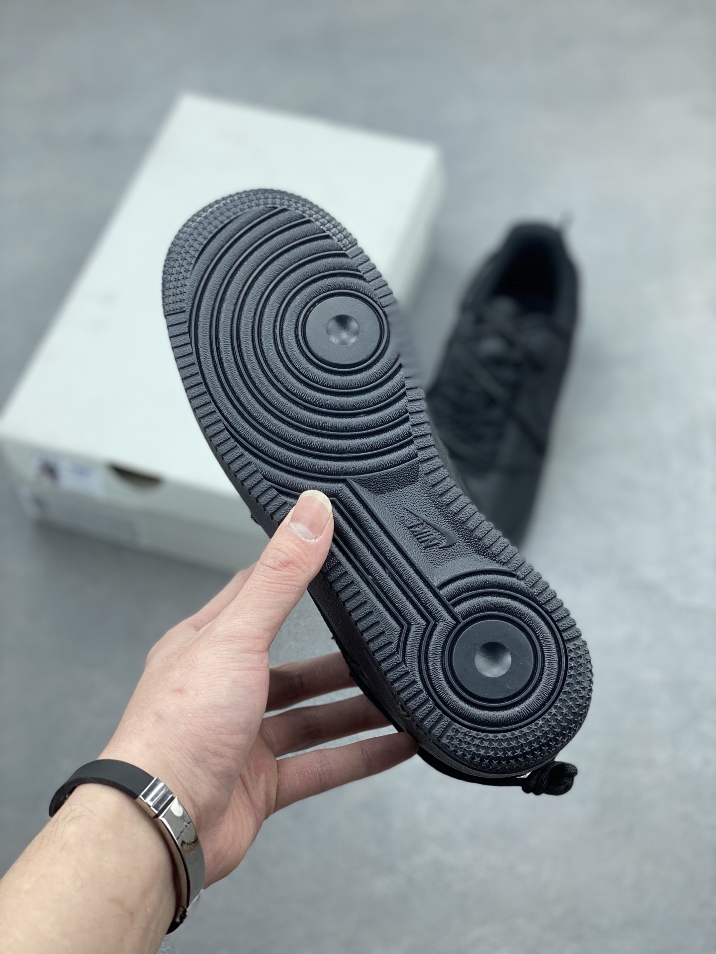 Nike Air Force 1 Low: Classic Style, Modern Comfort - Black 7 i1740598436796 2485 0 5
