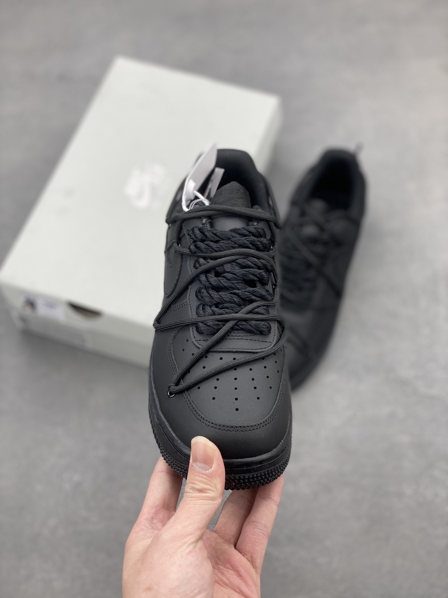 Nike Air Force 1 Low: Classic Style, Modern Comfort - Black 3 i1740598437169 7971 0 1