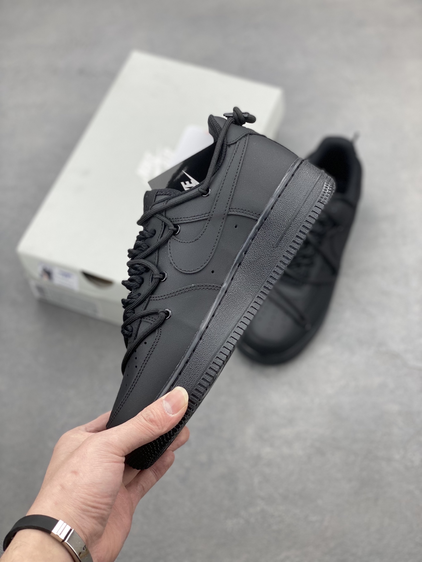 Nike Air Force 1 Low: Classic Style, Modern Comfort - Black 4 i1740598443575 9580 0 2