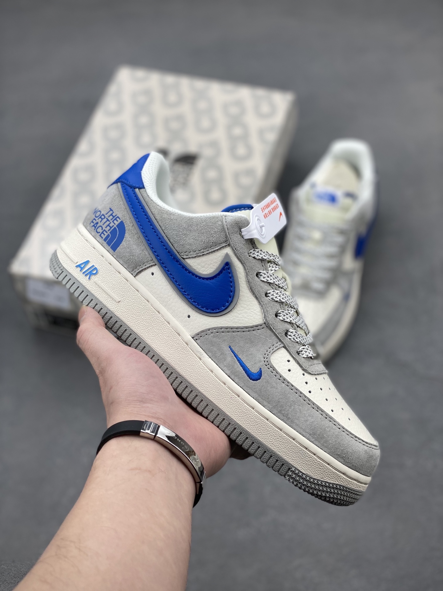 Nike Air Force 1 '07 Low Sneakers with The North Face Accents 2 i1740672108999 2215 0 0