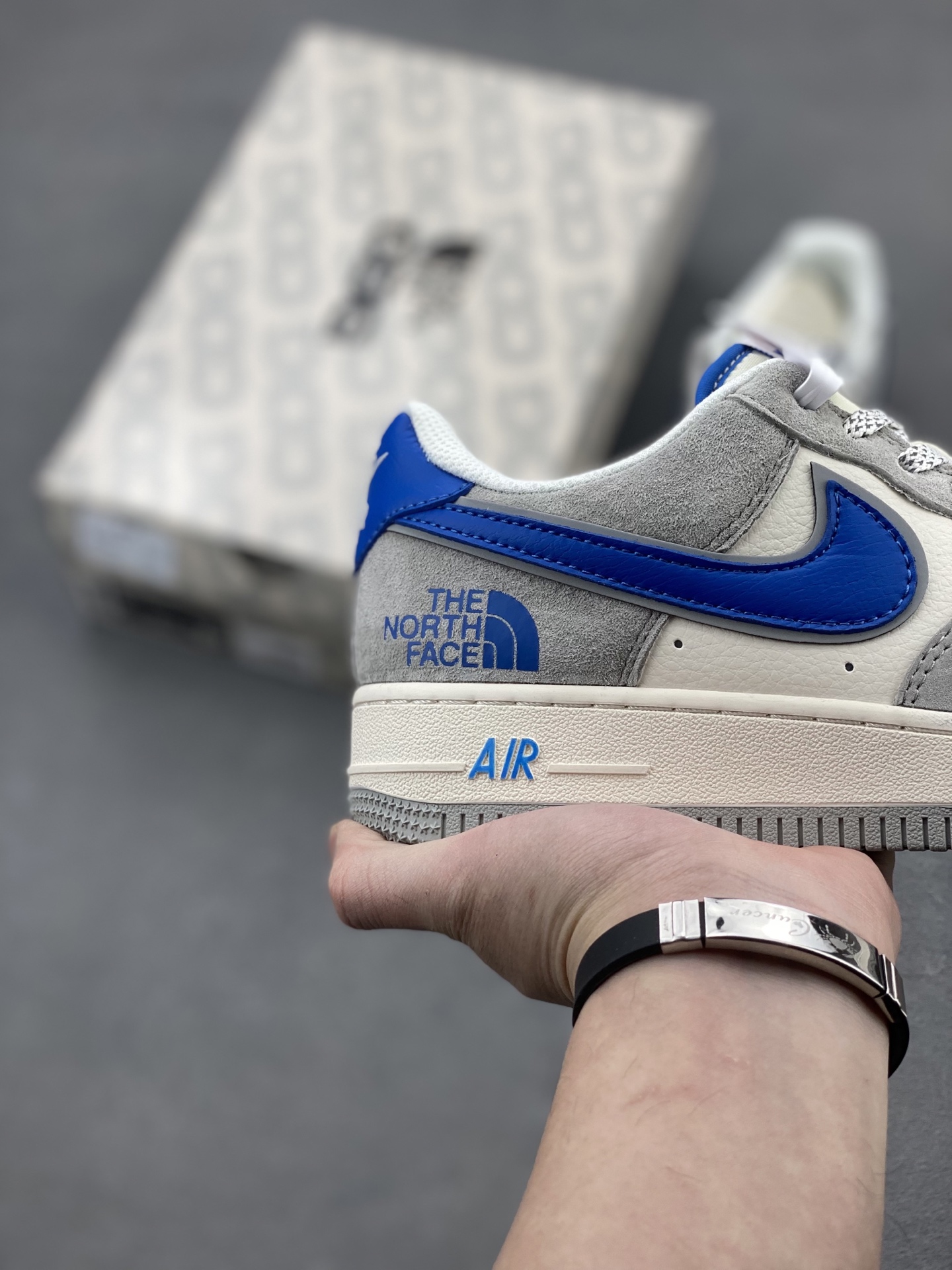 Nike Air Force 1 '07 Low Sneakers with The North Face Accents 6 i1740672109991 4583 0 4