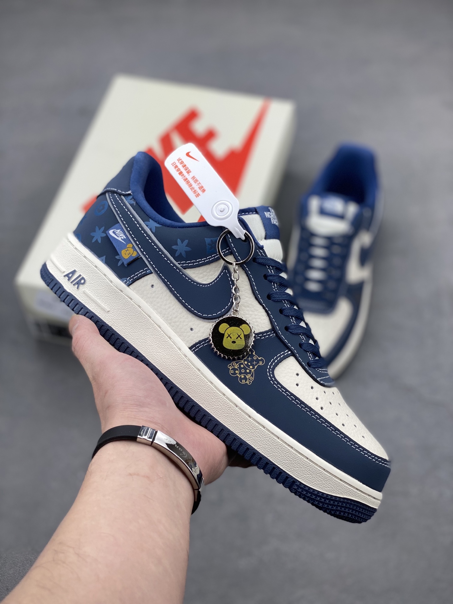 Nike Air Force 1 '07 Low Navy/White Custom Sneakers - Limited Edition 2 i1740672333636 9916 0 0