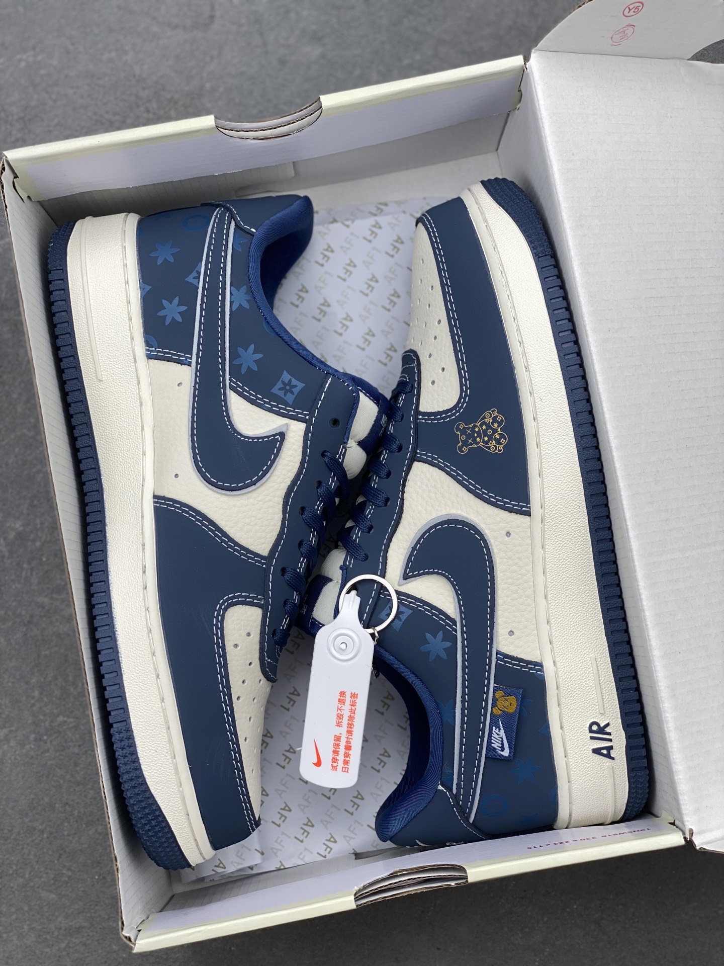 Nike Air Force 1 '07 Low Navy/White Custom Sneakers - Limited Edition 10 i1740672336595 3243 0 8