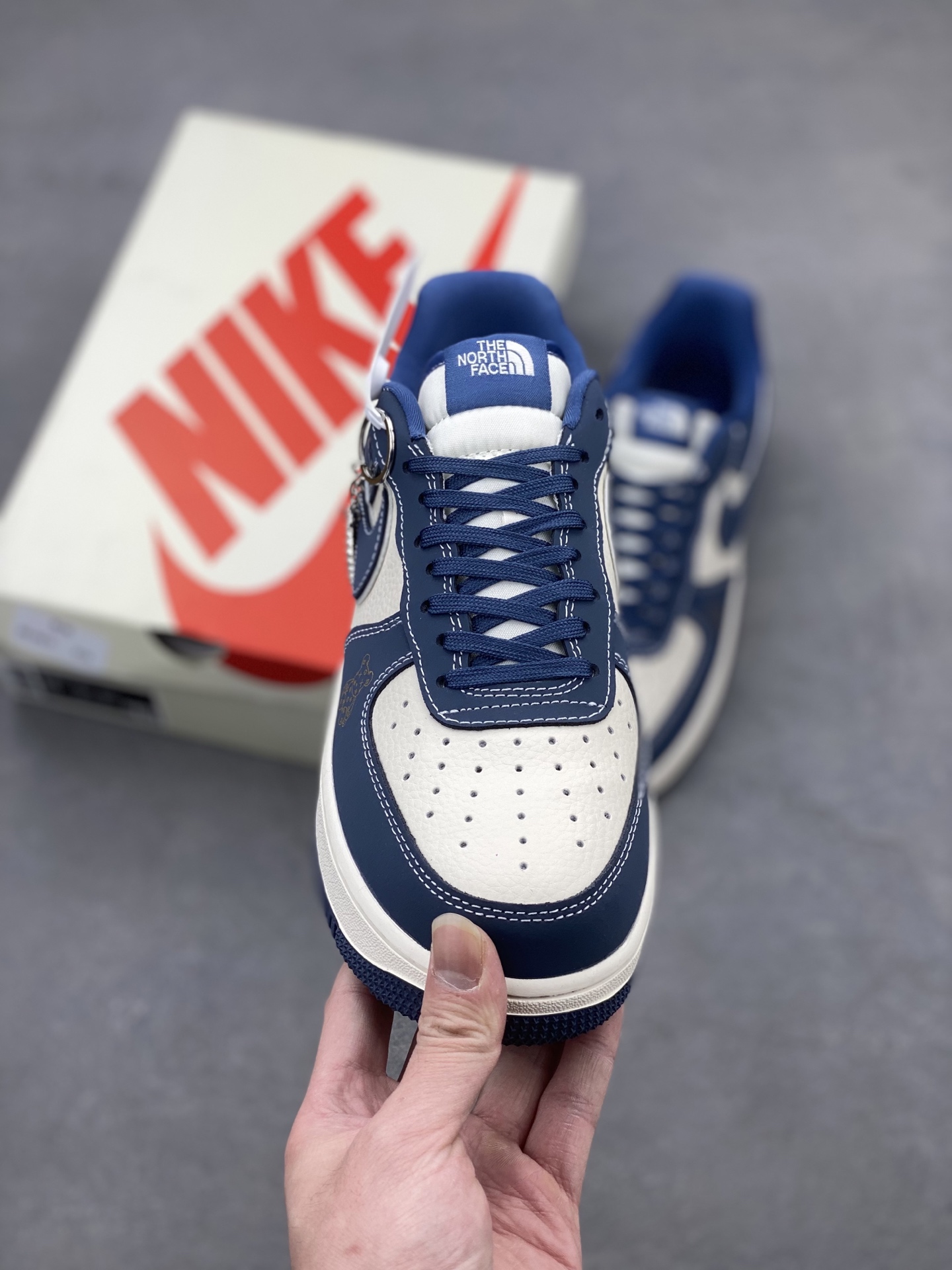 Nike Air Force 1 '07 Low Navy/White Custom Sneakers - Limited Edition 3 i1740672338565 2814 0 1