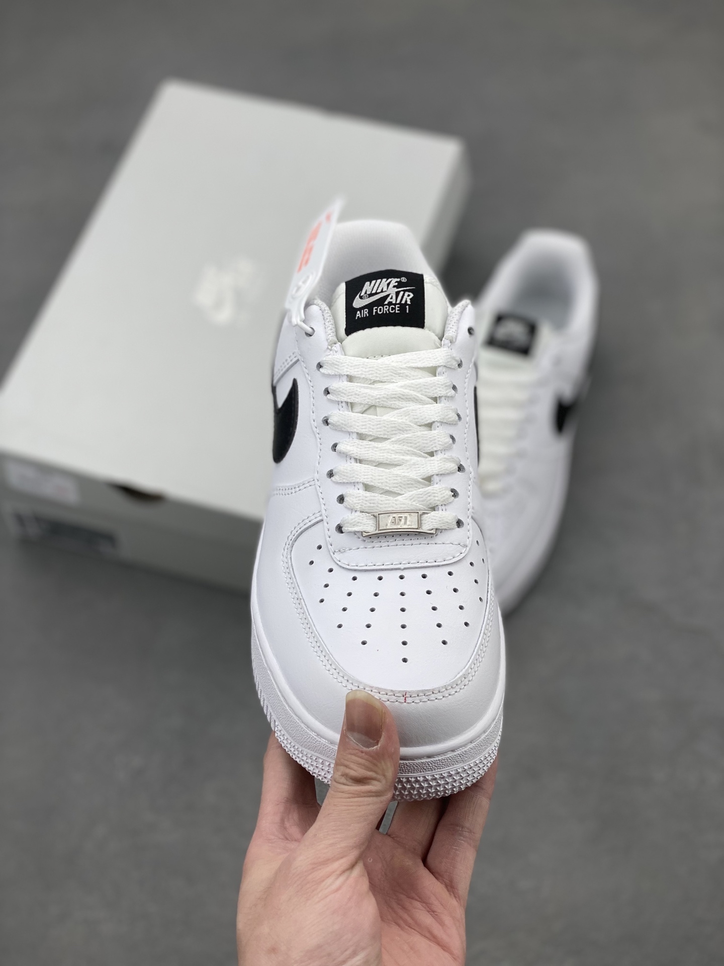Nike Air Force 1 '07 White/Black Original Edition Men's/Women's Shoes 3 i1740672580429 97 0 1