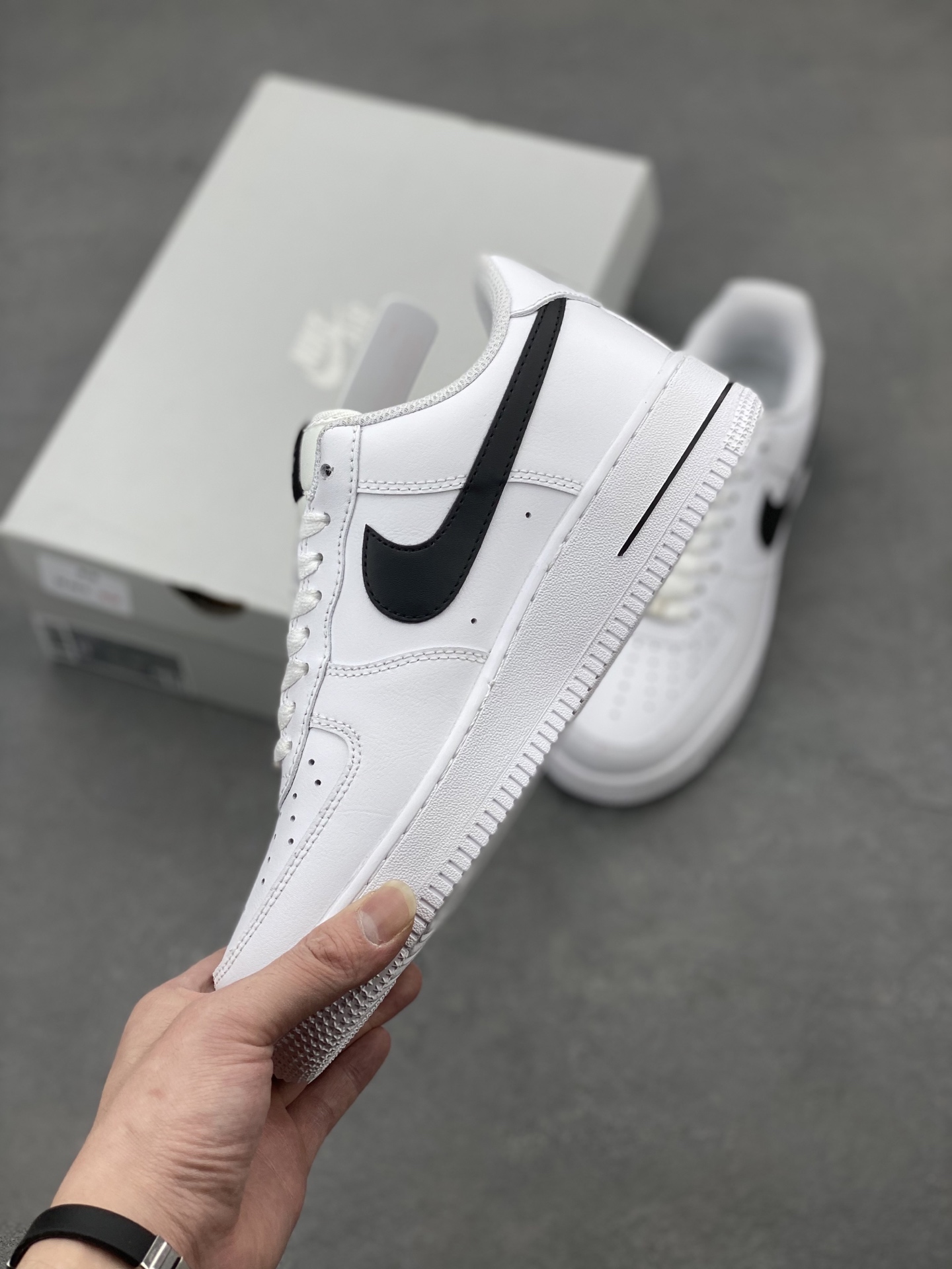Nike Air Force 1 '07 White/Black Original Edition Men's/Women's Shoes 4 i1740672580453 462 0 2