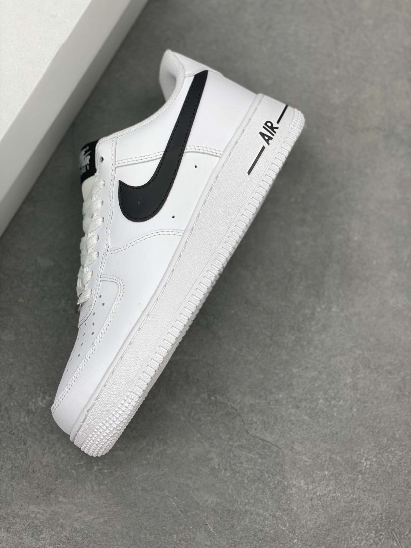 Nike Air Force 1 '07 White/Black Original Edition Men's/Women's Shoes 8 i1740672582820 8883 0 6