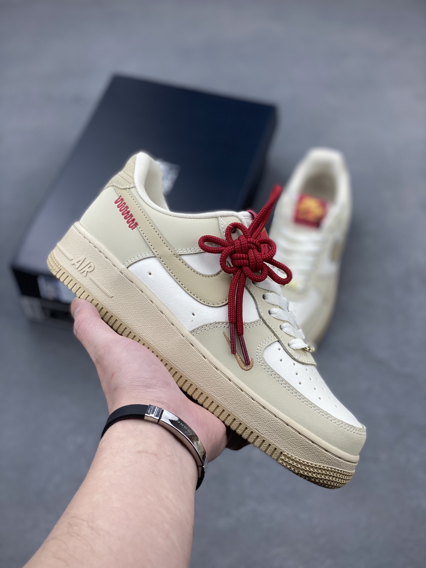 Nike Air Force 1 Low: Stylish, Comfortable, and Versatile Sneakers for Every Day 2 i1740672725769 3726 0 0