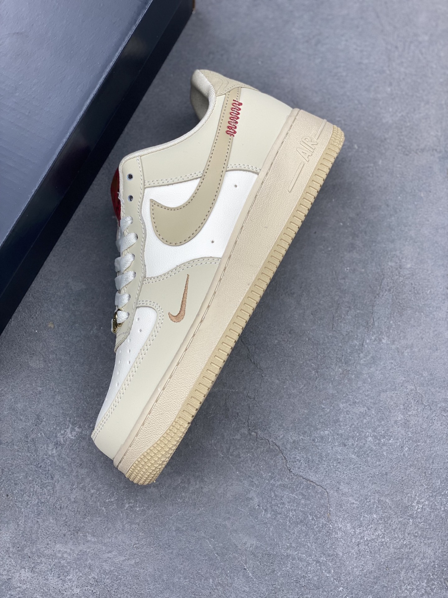 Nike Air Force 1 Low: Stylish, Comfortable, and Versatile Sneakers for Every Day 8 i1740672739031 6667 0 6