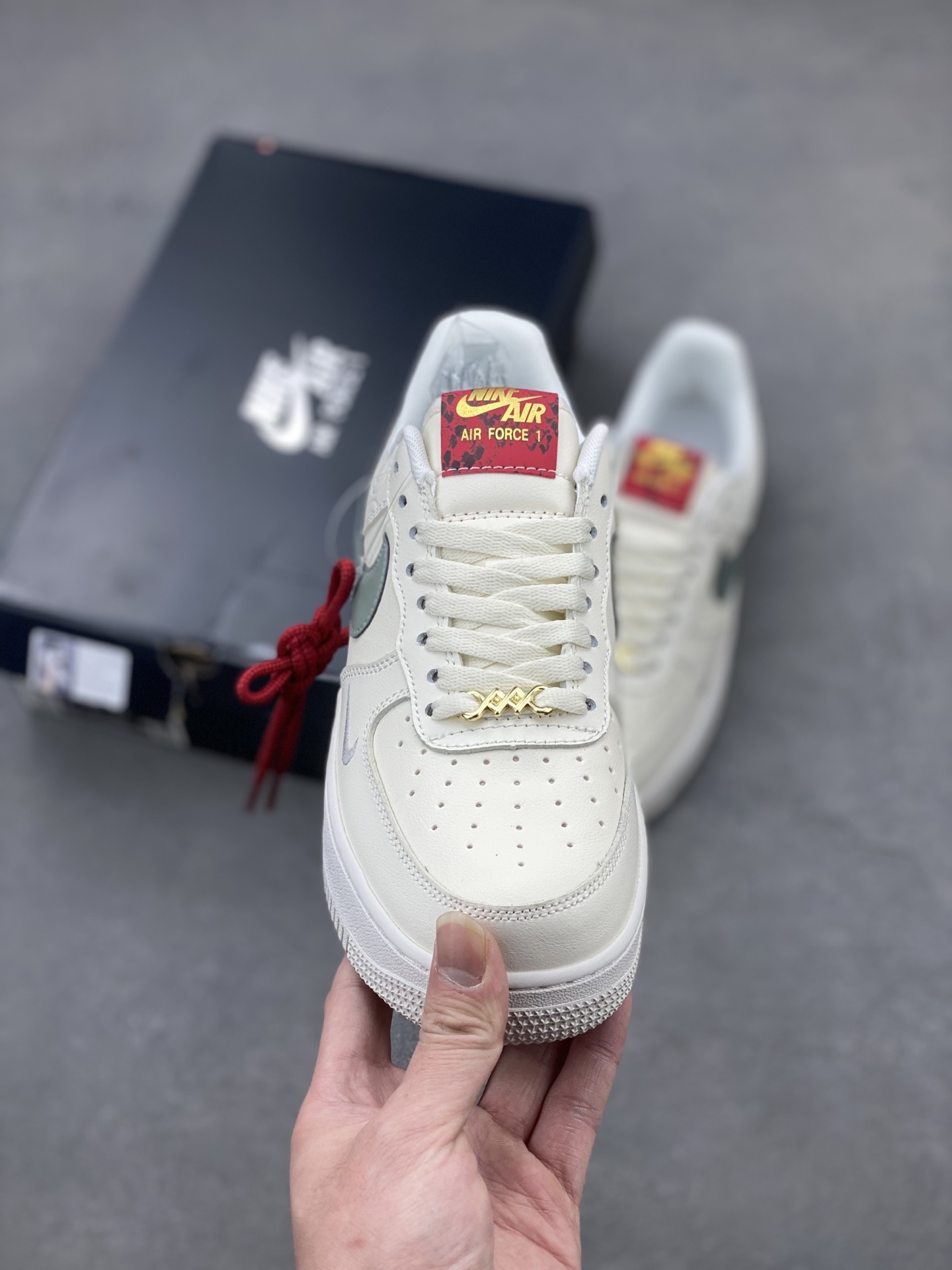 Nike Air Force 1 Low Casual Sneakers - Versatile & Comfortable 3 i1740672829166 654 0 1