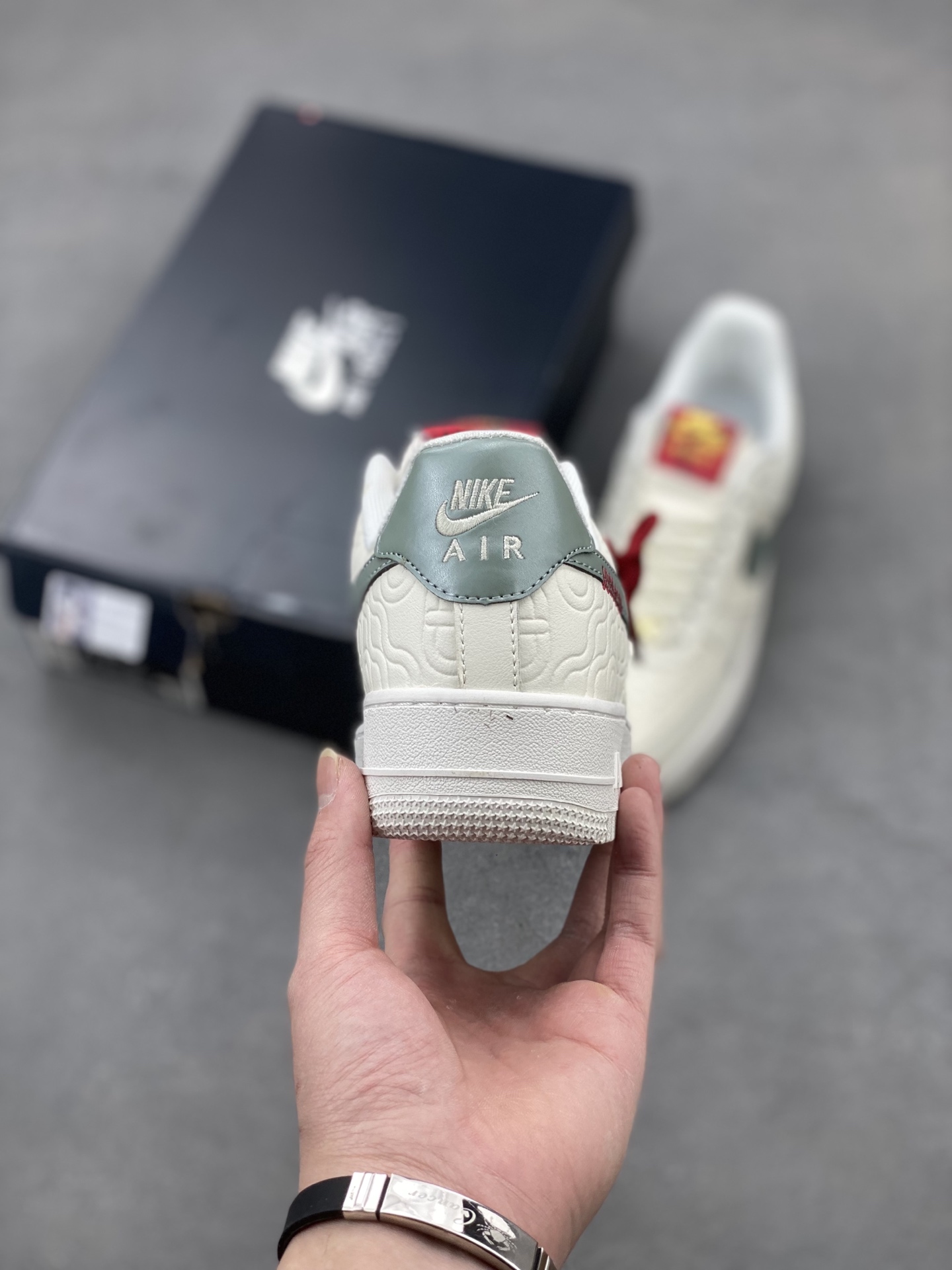 Nike Air Force 1 Low Casual Sneakers - Versatile & Comfortable 5 i1740672829310 9026 0 3