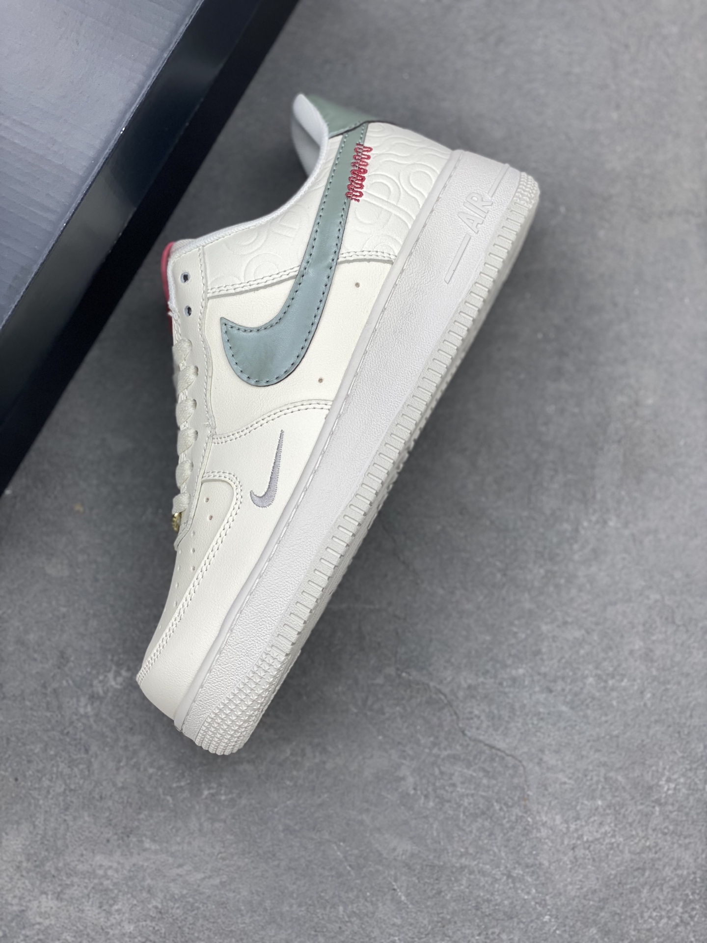 Nike Air Force 1 Low Casual Sneakers - Versatile & Comfortable 8 i1740672833502 6160 0 6