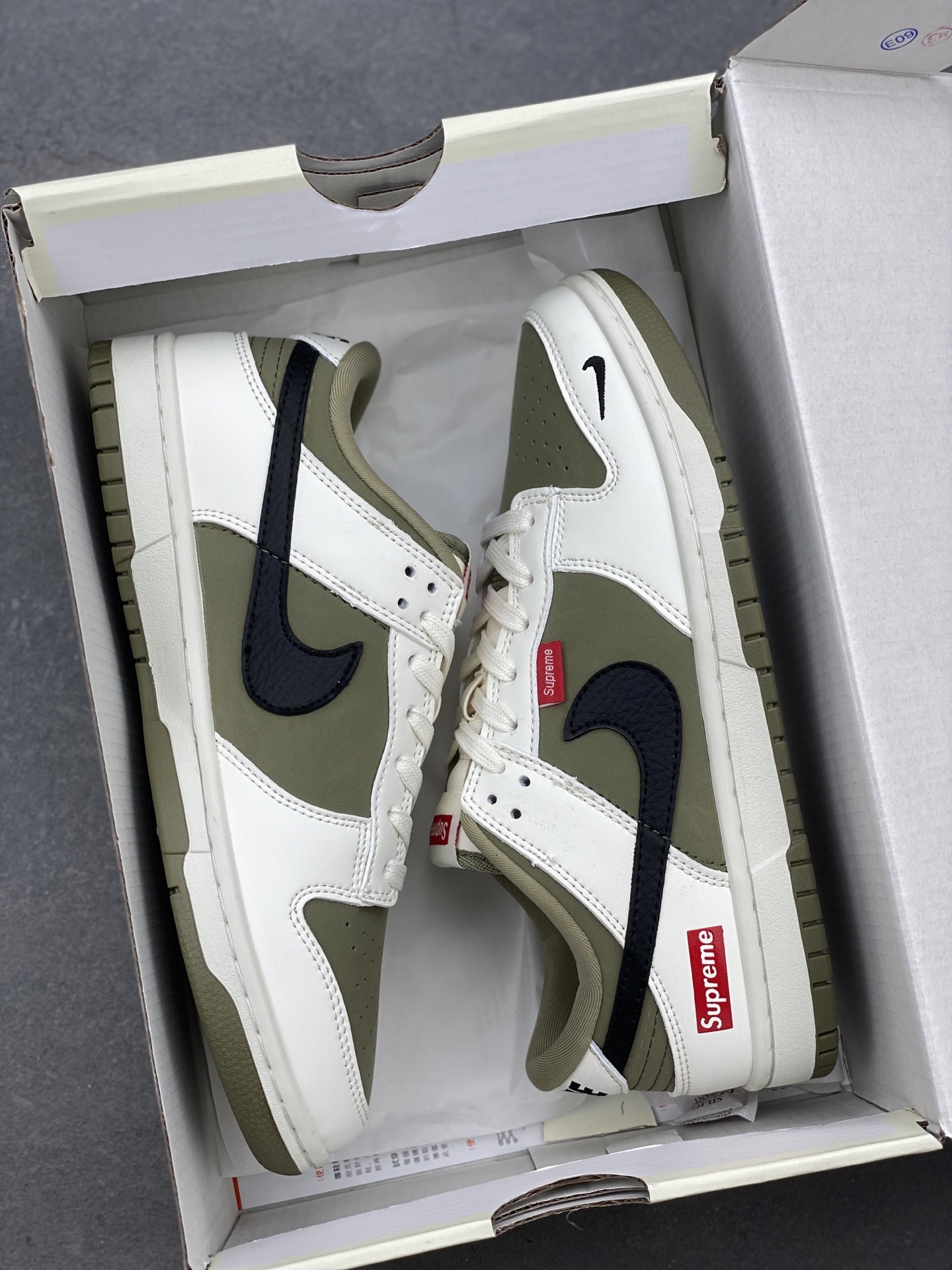 Nike SB Dunk Low Supreme Olive Green Sneakers - Limited Edition 10 i1740674415103 252 0 8