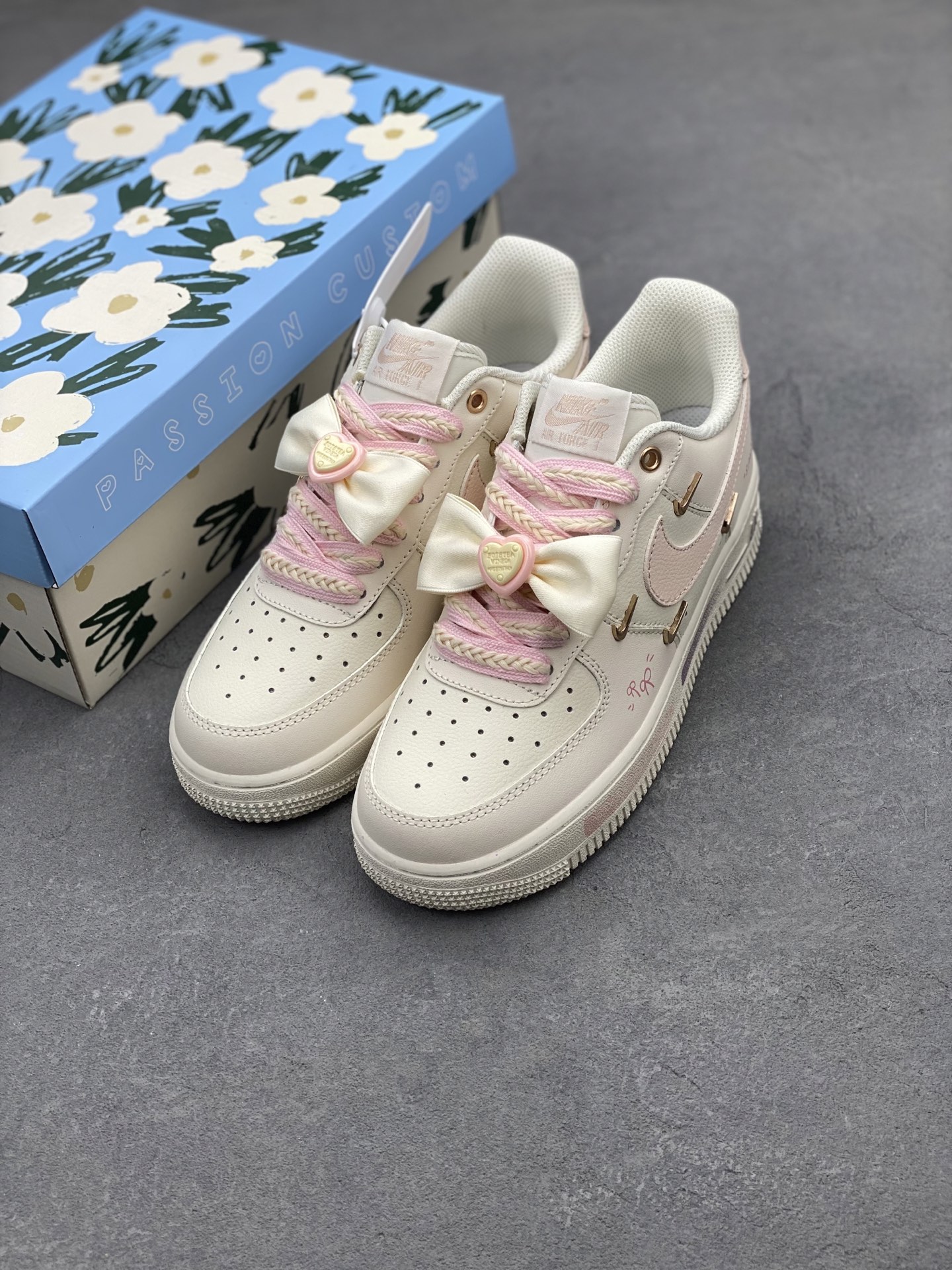 Nike Air Force 1 '07 Custom 'Love Bow' Sneakers - Stylish & Unique 9 i1740758478695 4864 0 7