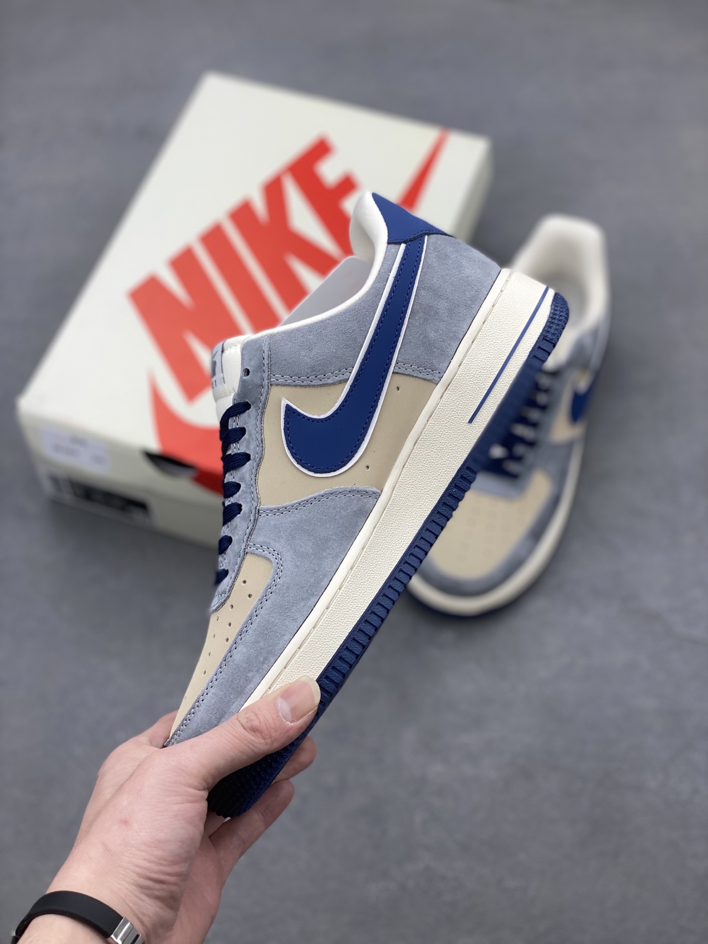 Nike Air Force 1 '07 Low Sneakers Limited Edition - Blue/Grey 4 i1740758595803 6201 0 2