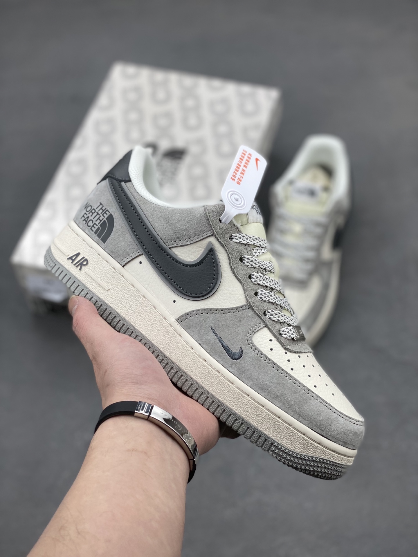 Nike Air Force 1 '07 Low The North Face Sneakers - Limited Edition 2 i1740758638416 5541 0 0
