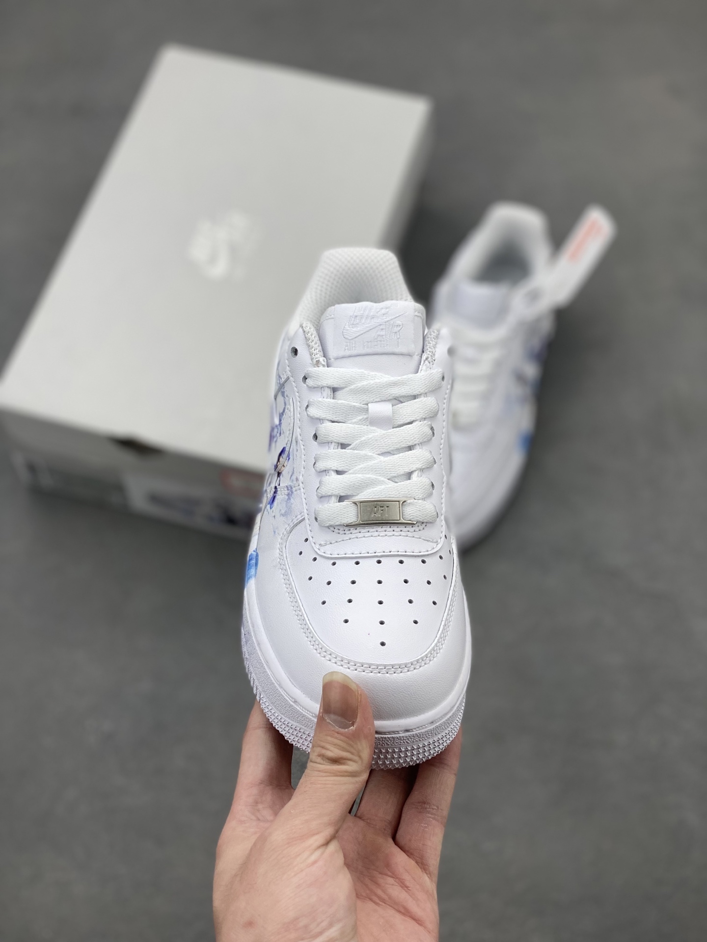 Nike Air Force 1 '07 Low Limited Edition Sneakers - Style & Comfort 3 i1740845929229 9040 0 1