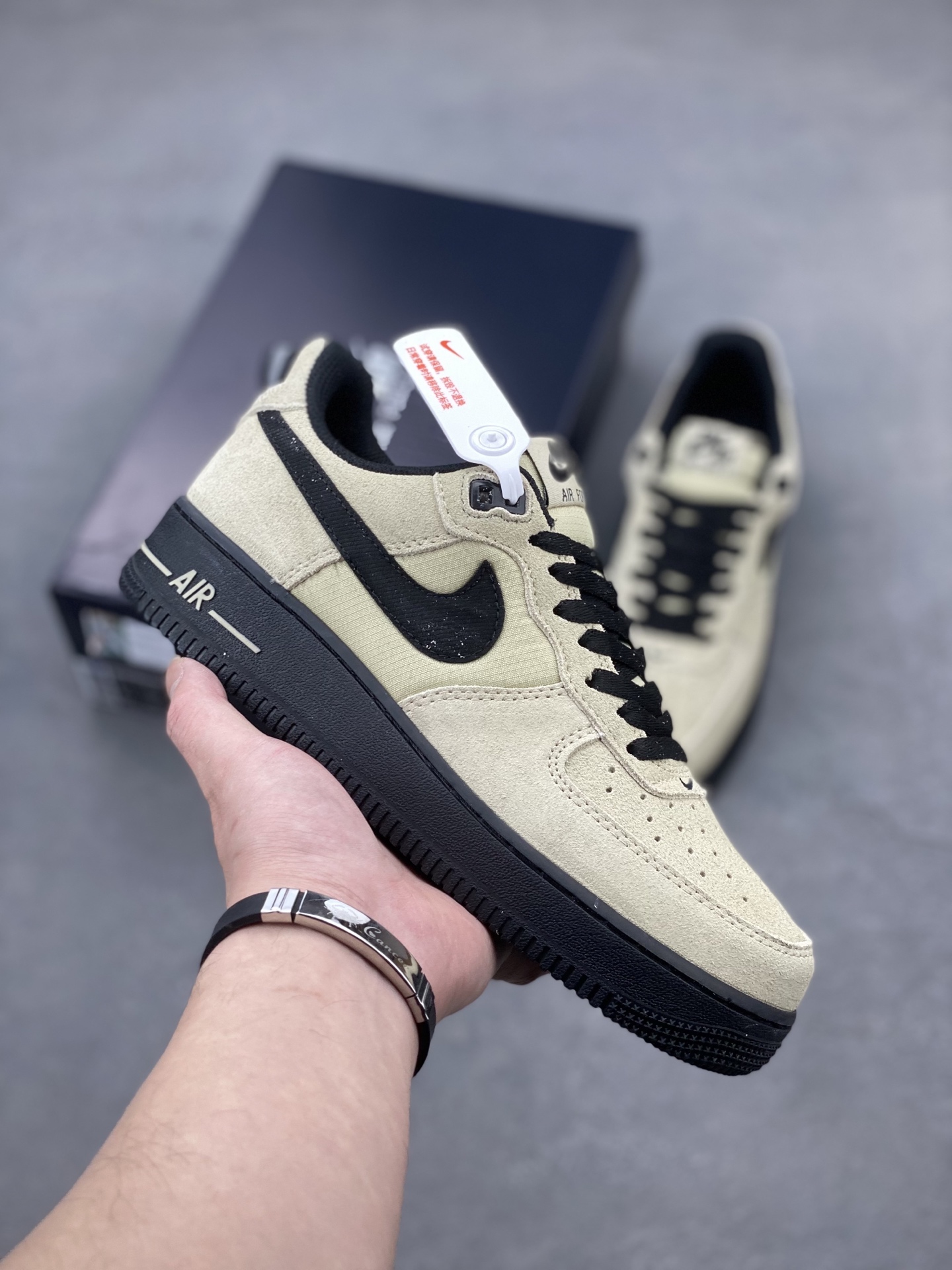 Nike Air Force 1 '07 Low Sneakers HV6526-200 Limited Edition 2 i1740846658807 830 0 0