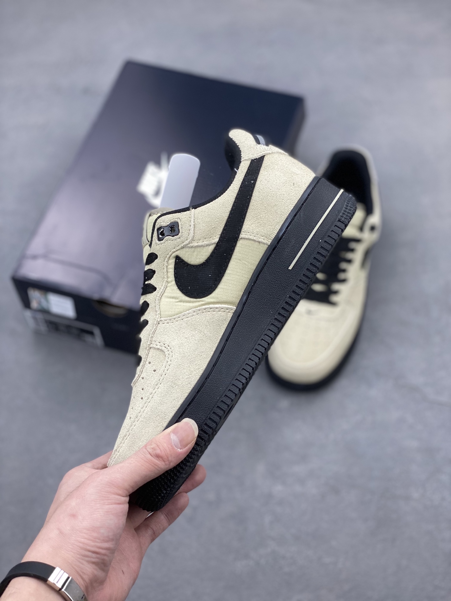 Nike Air Force 1 '07 Low Sneakers HV6526-200 Limited Edition 4 i1740846661324 516 0 2