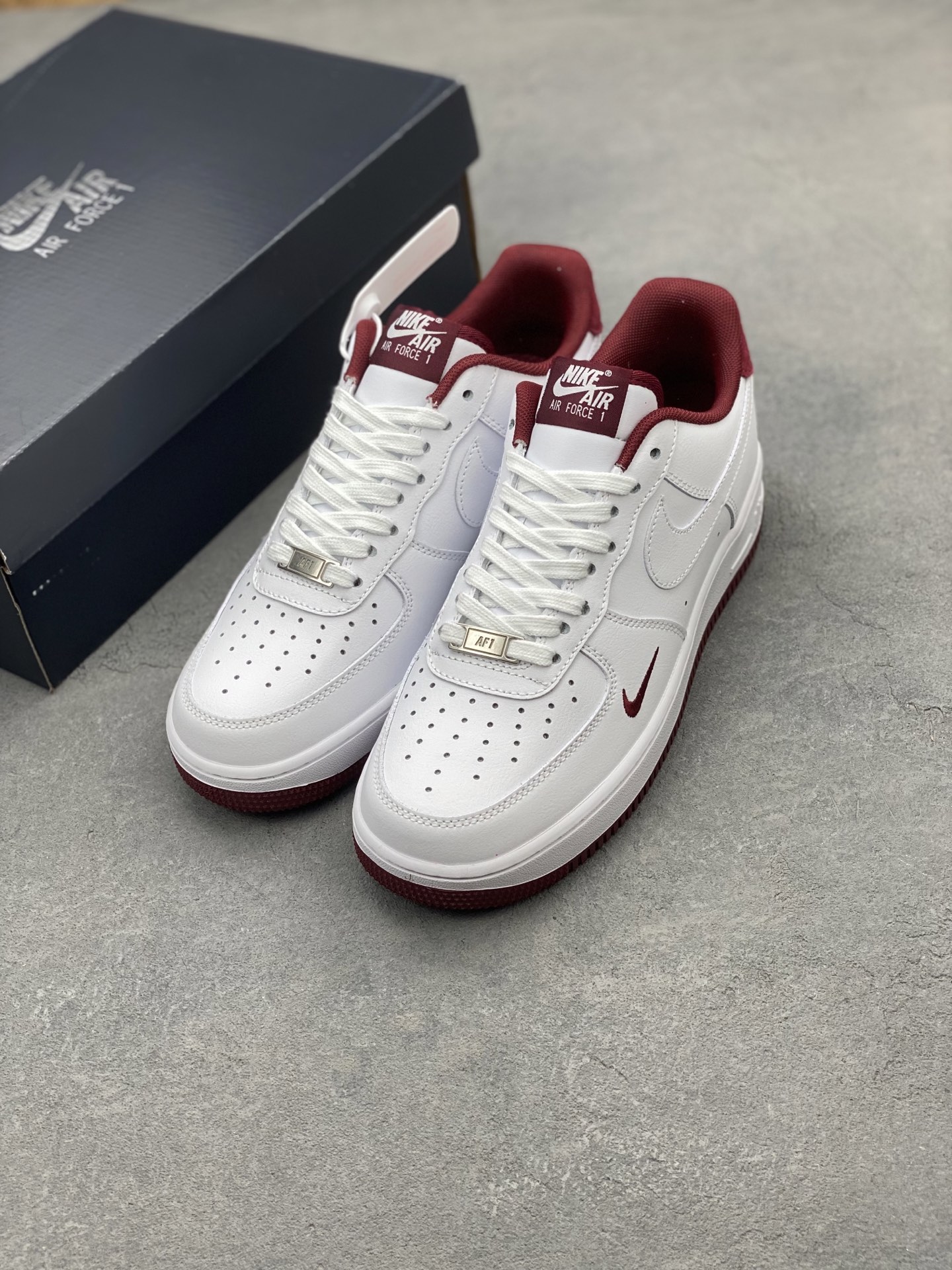 Nike Air Force 1 '07 Low White Burgundy Casual Sneakers HM9483-100 9 i1740846736801 62 0 7